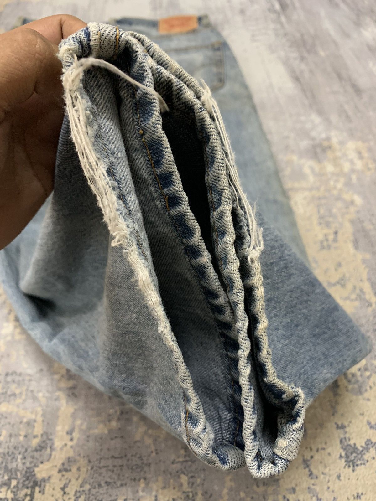 Levi's Vintage Levis 550 Jeans Relaxed Fit Distressed Jeans 30x29.5 Size US 30 / EU 46 - 13 Thumbnail
