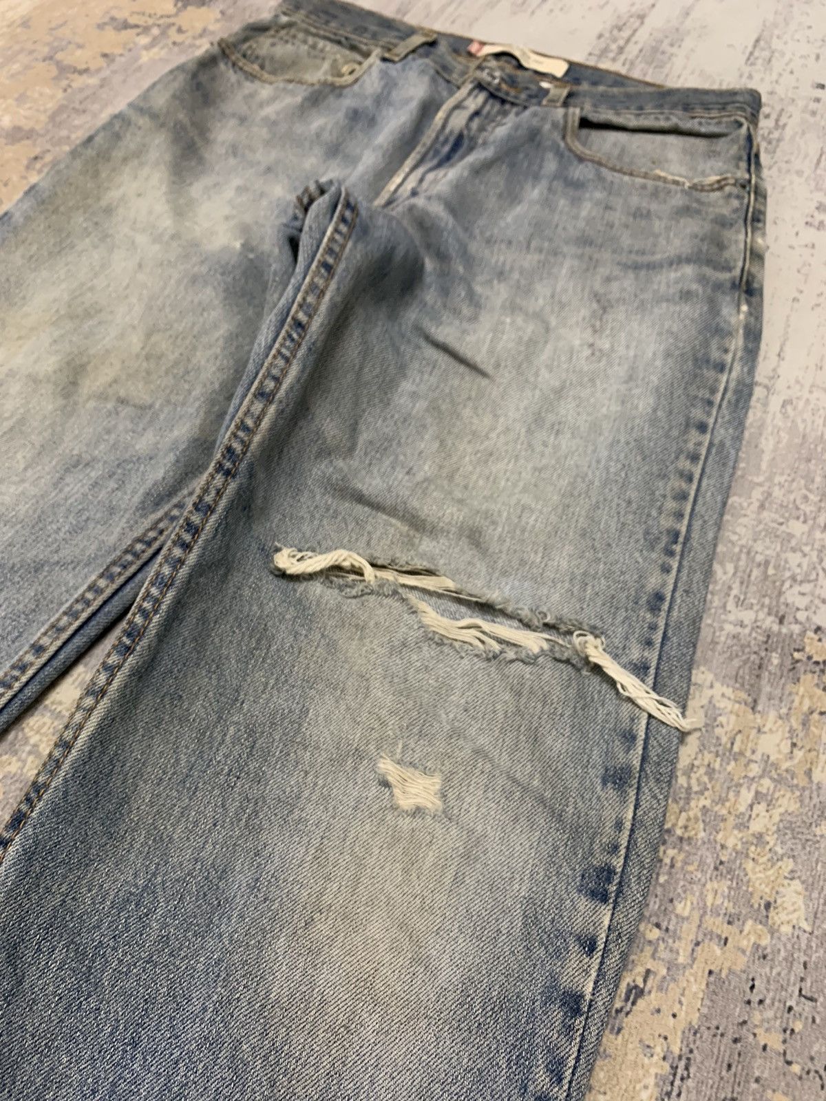 Levi's Vintage Levis 550 Jeans Relaxed Fit Distressed Jeans 30x29.5 Size US 30 / EU 46 - 4 Thumbnail
