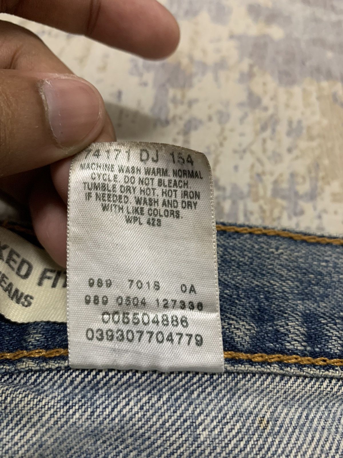 Levi's Vintage Levis 550 Jeans Relaxed Fit Distressed Jeans 30x29.5 Size US 30 / EU 46 - 16 Thumbnail