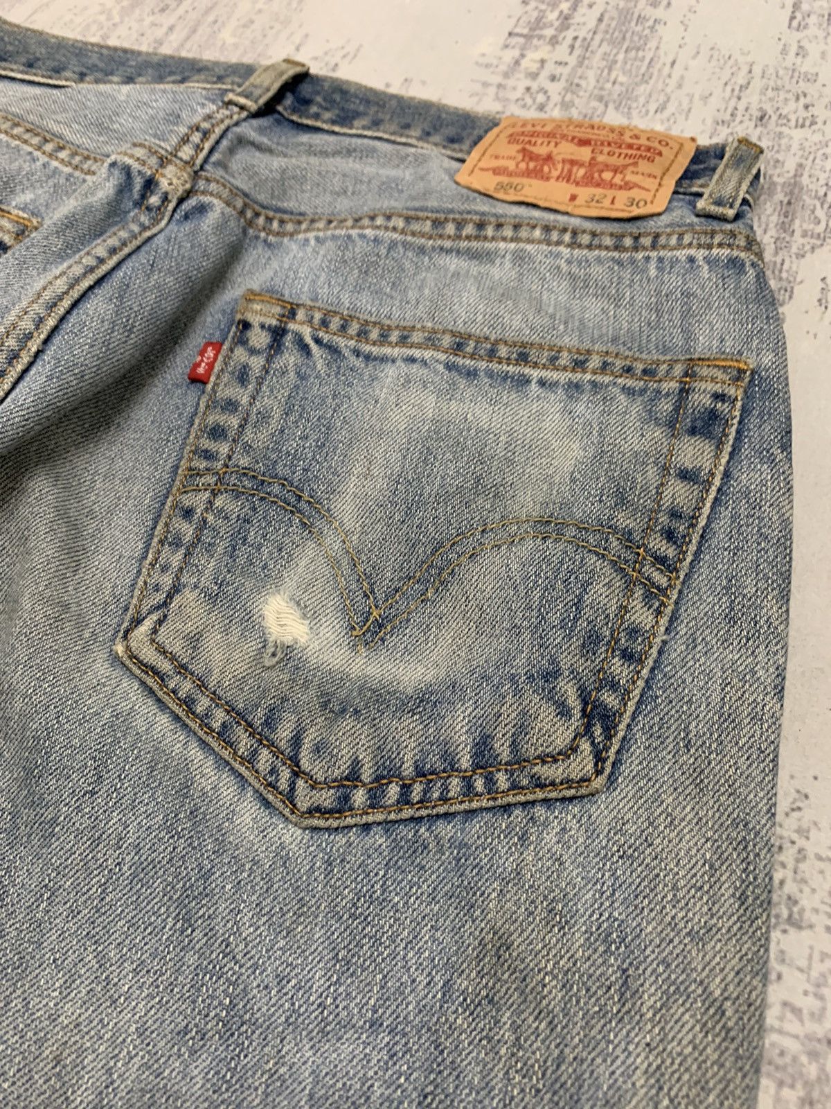 Levi's Vintage Levis 550 Jeans Relaxed Fit Distressed Jeans 30x29.5 Size US 30 / EU 46 - 9 Thumbnail