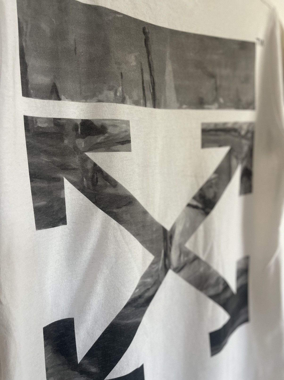 Off-White Off white Impressionism TEE Size US S / EU 44-46 / 1 - 8 Thumbnail