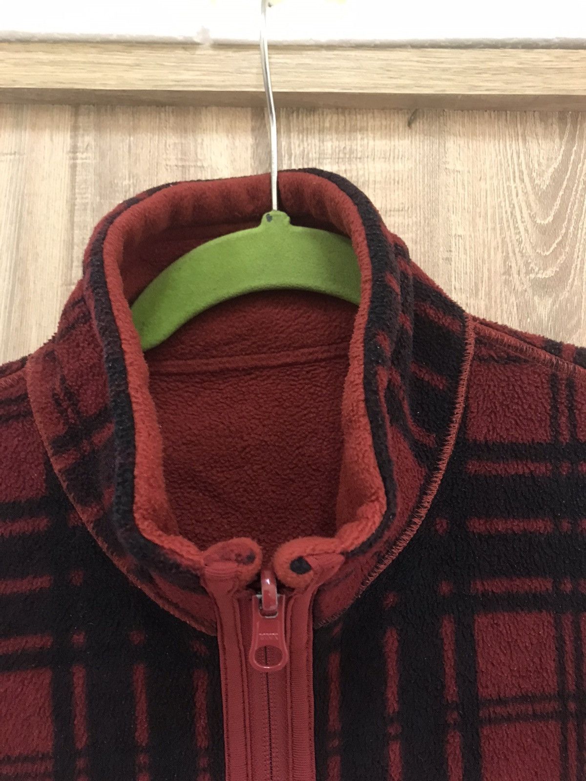 GU UNIQLO Red Reversible Fleece Jacket Size US L / EU 52-54 / 3 - 5 Thumbnail