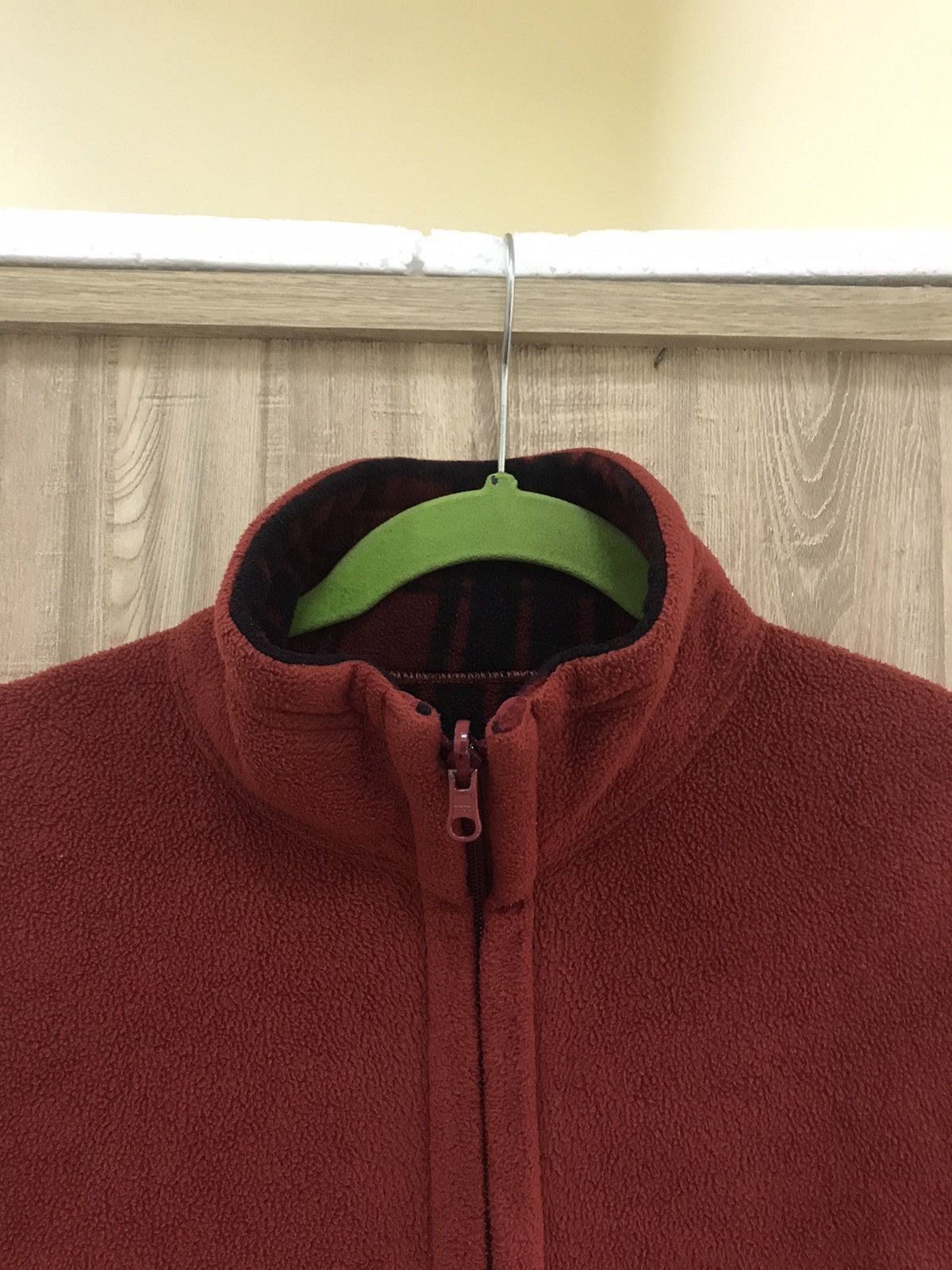 GU UNIQLO Red Reversible Fleece Jacket Size US L / EU 52-54 / 3 - 15 Thumbnail