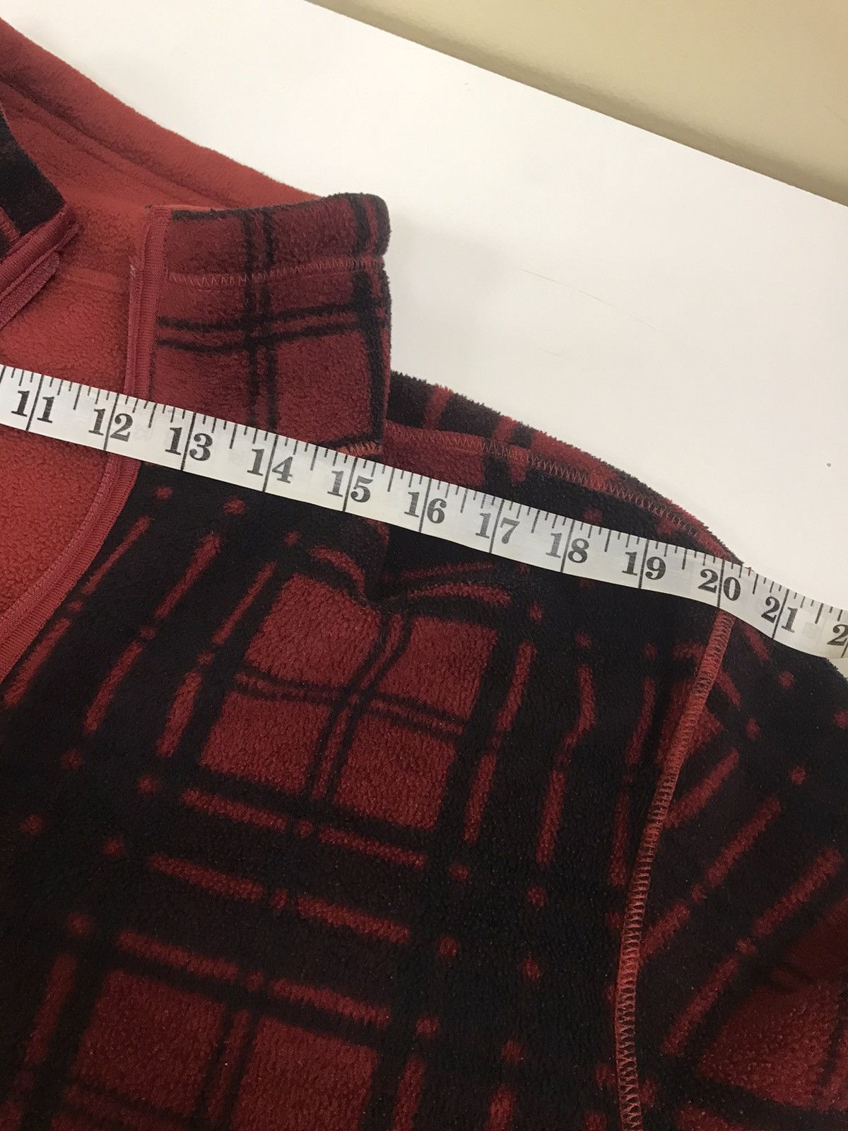 GU UNIQLO Red Reversible Fleece Jacket Size US L / EU 52-54 / 3 - 22 Thumbnail