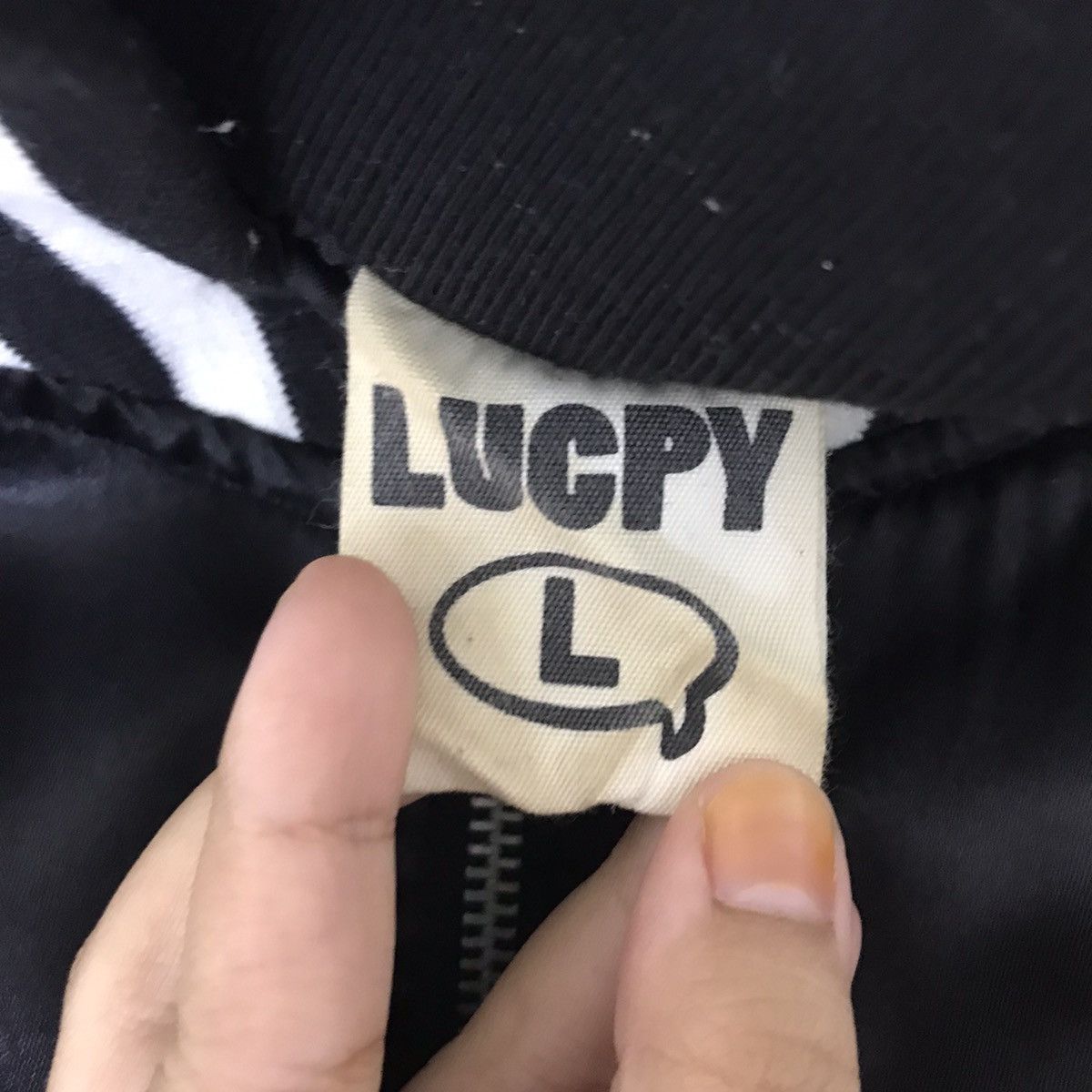 Vintage Vintage LUCPY AIRFORCE 1978 Varsity Sukajan Bomber Jacket Size US L / EU 52-54 / 3 - 7 Thumbnail