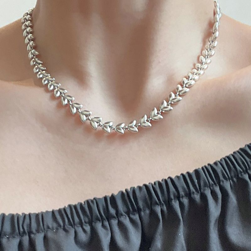 Jewelry Silver Color Necklace Size ONE SIZE - 1 Thumbnail