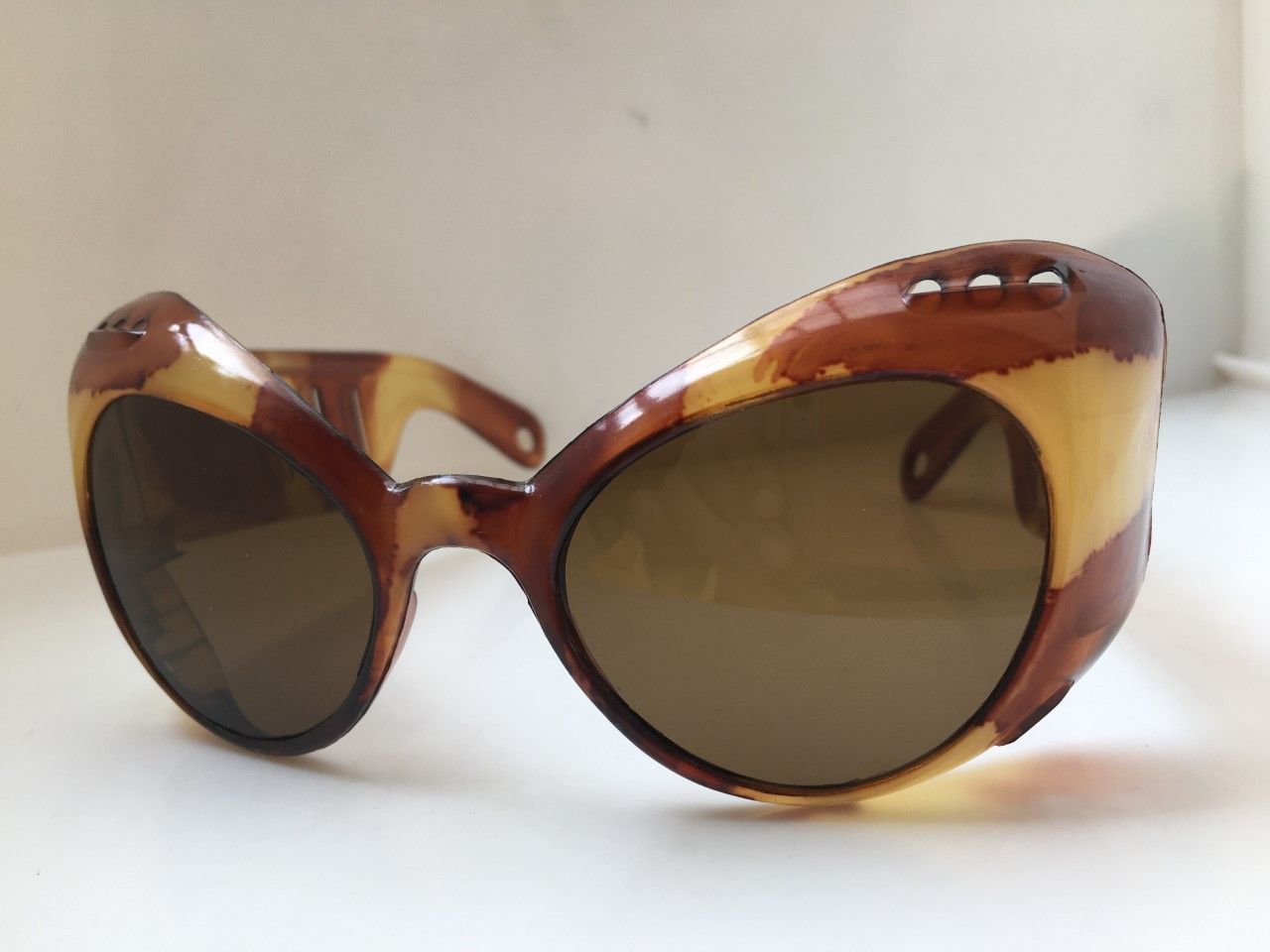Vintage '38 MOD BAUHAUS POST DECO INCOGNITO SUNGLASSES Size ONE SIZE - 8 Thumbnail