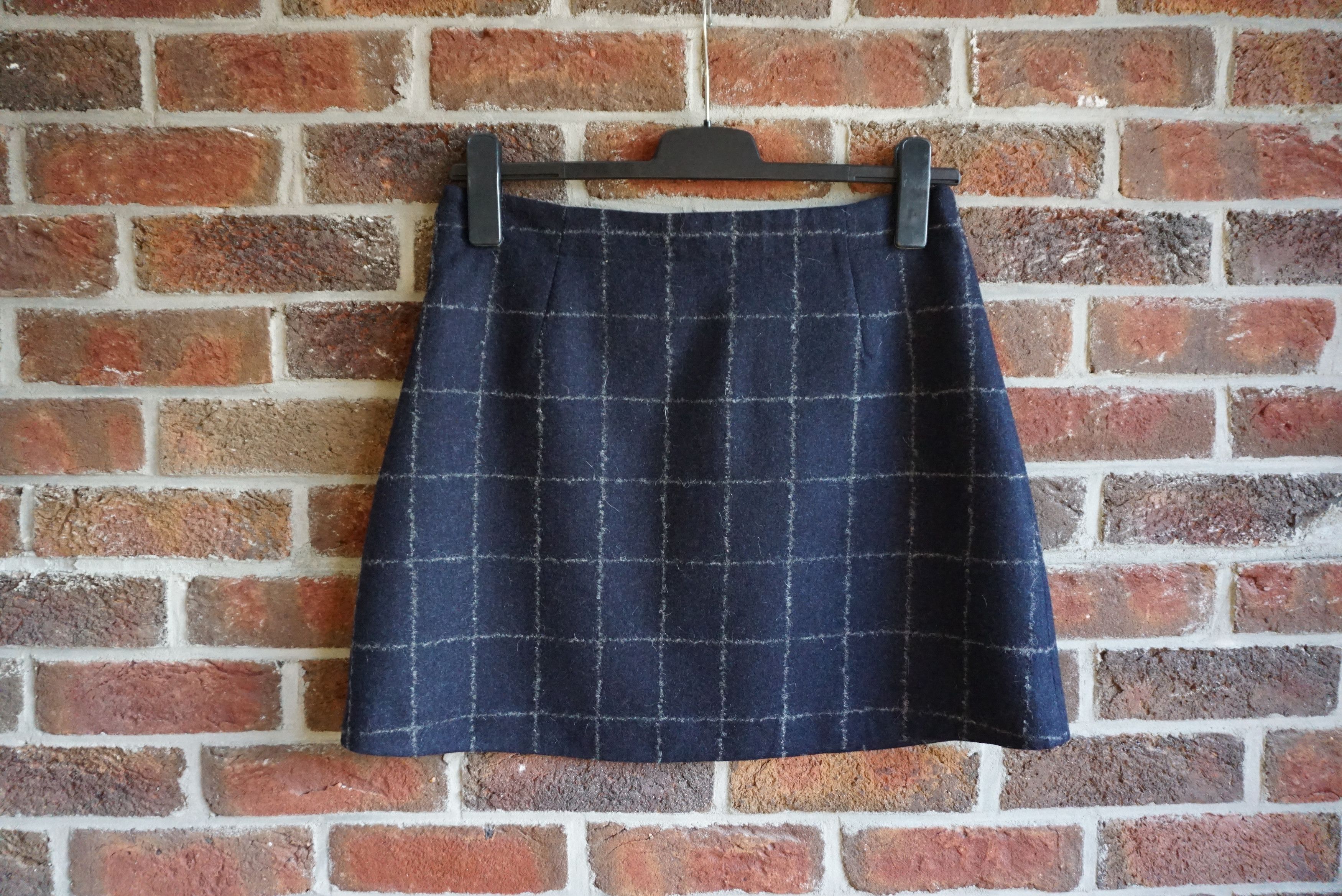 Designer Women RPR$250 SUISTUDIO L 12 40 100% wool mini ALFIE skirt Size 28" / US 6 / IT 42 - 8 Thumbnail