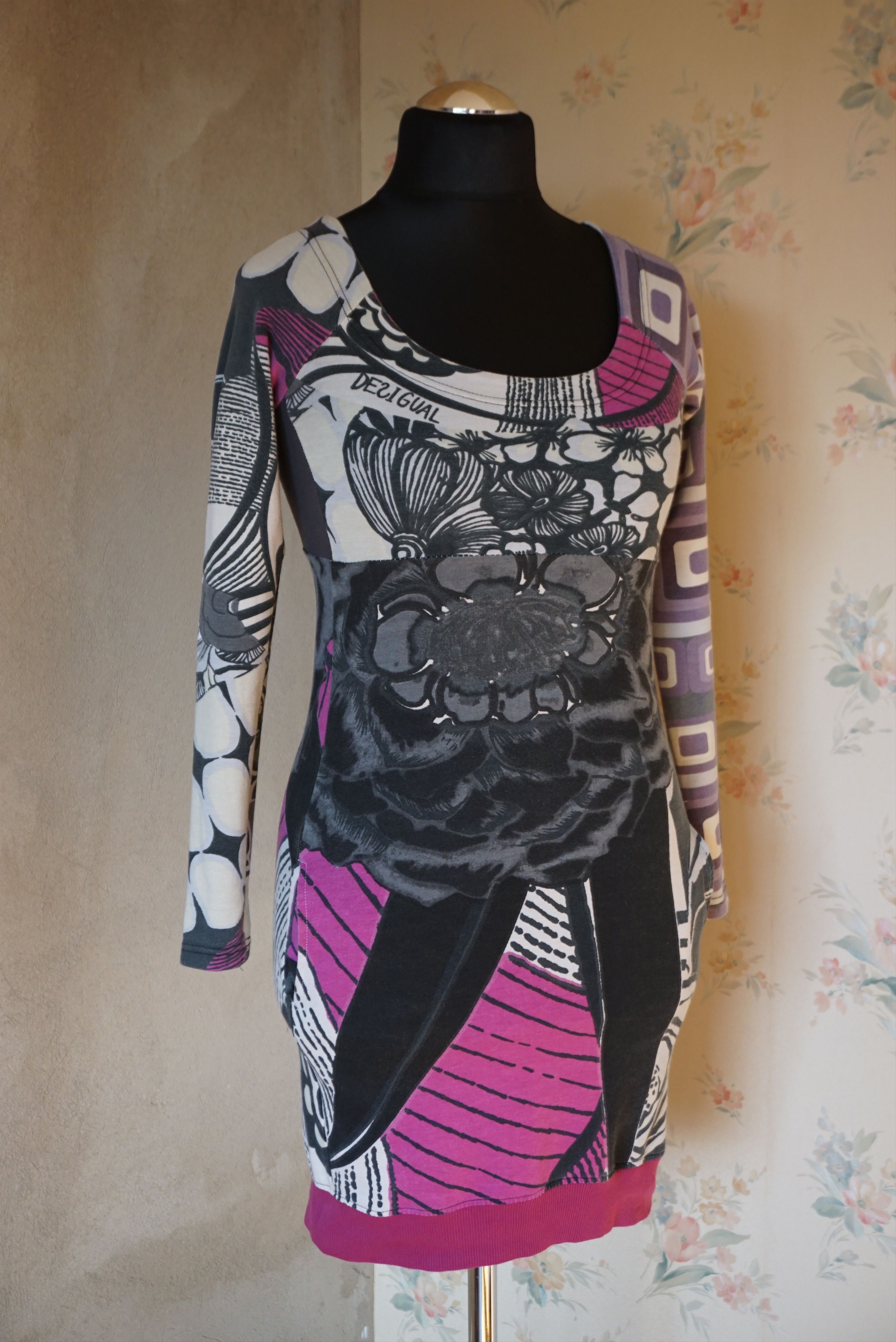 Designer Womens Desigual dress XS 0/2/4 patterned jersey casual tunic Size XS / US 0-2 / IT 36-38 - 10 Thumbnail