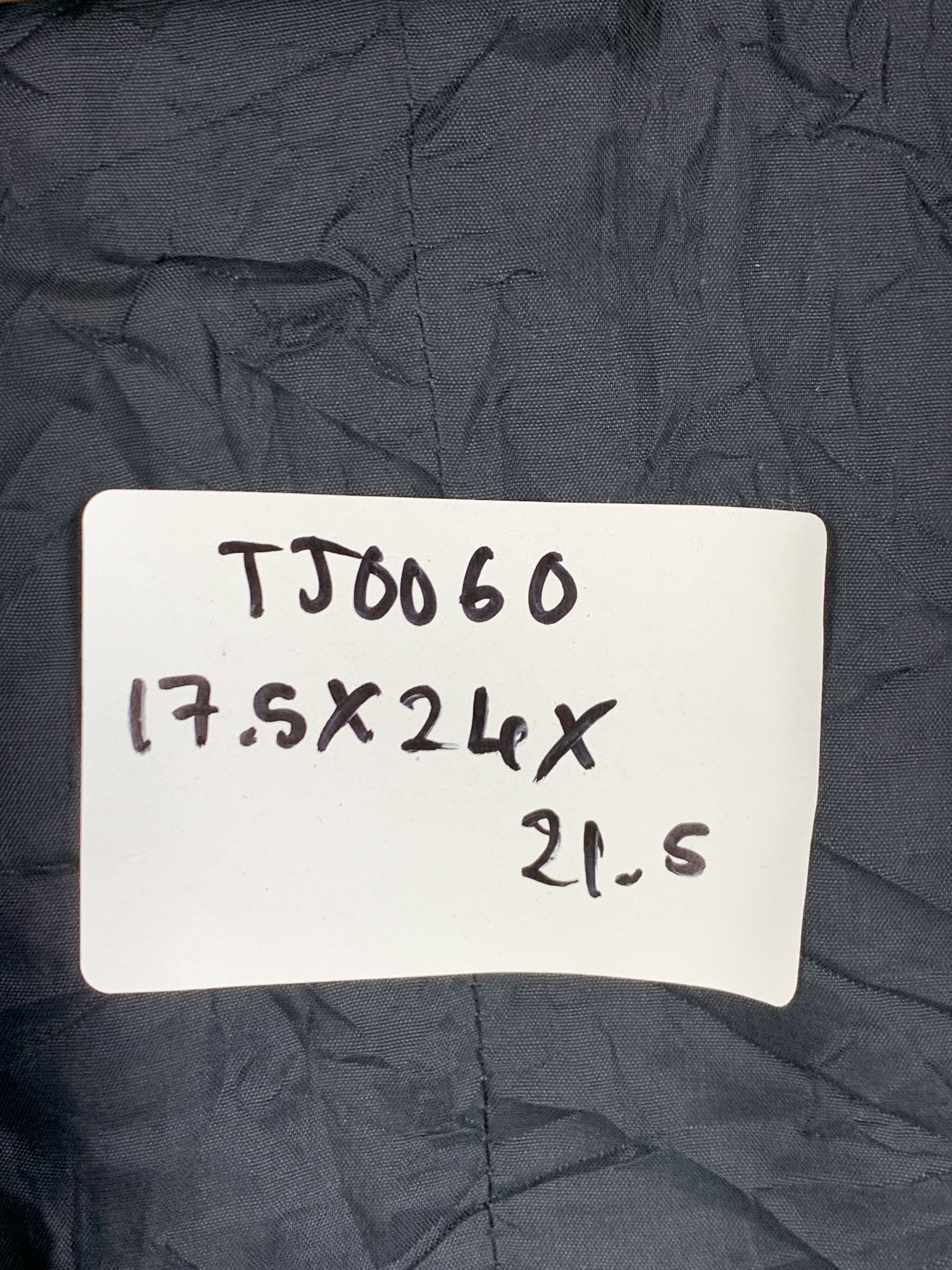 Japanese Brand Vintage Mail-Coach Red Zebra Velvet Sleep Coats Size M / US 6-8 / IT 42-44 - 8 Thumbnail