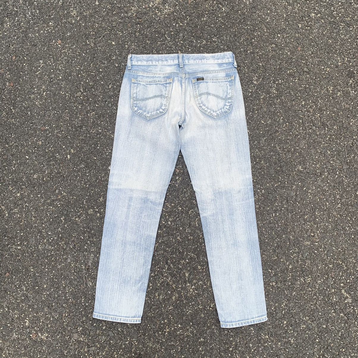 Lee SUPER DISTRESSED! Lee Light Wash Jeans Ripped Ankle Pants Size US 29 - 10 Thumbnail