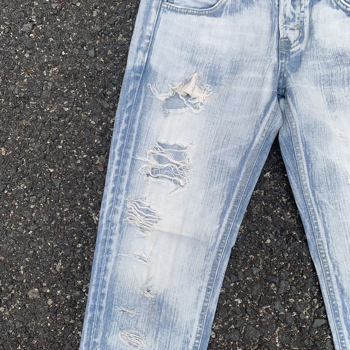 Lee SUPER DISTRESSED! Lee Light Wash Jeans Ripped Ankle Pants Size US 29 - 5 Thumbnail