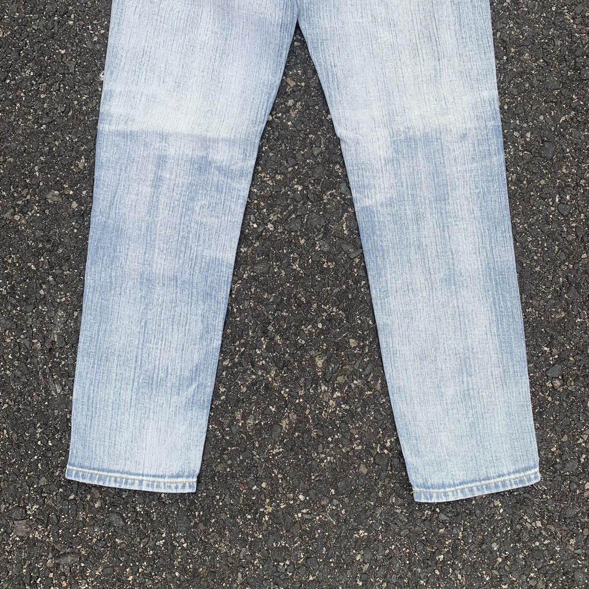 Lee SUPER DISTRESSED! Lee Light Wash Jeans Ripped Ankle Pants Size US 29 - 13 Thumbnail