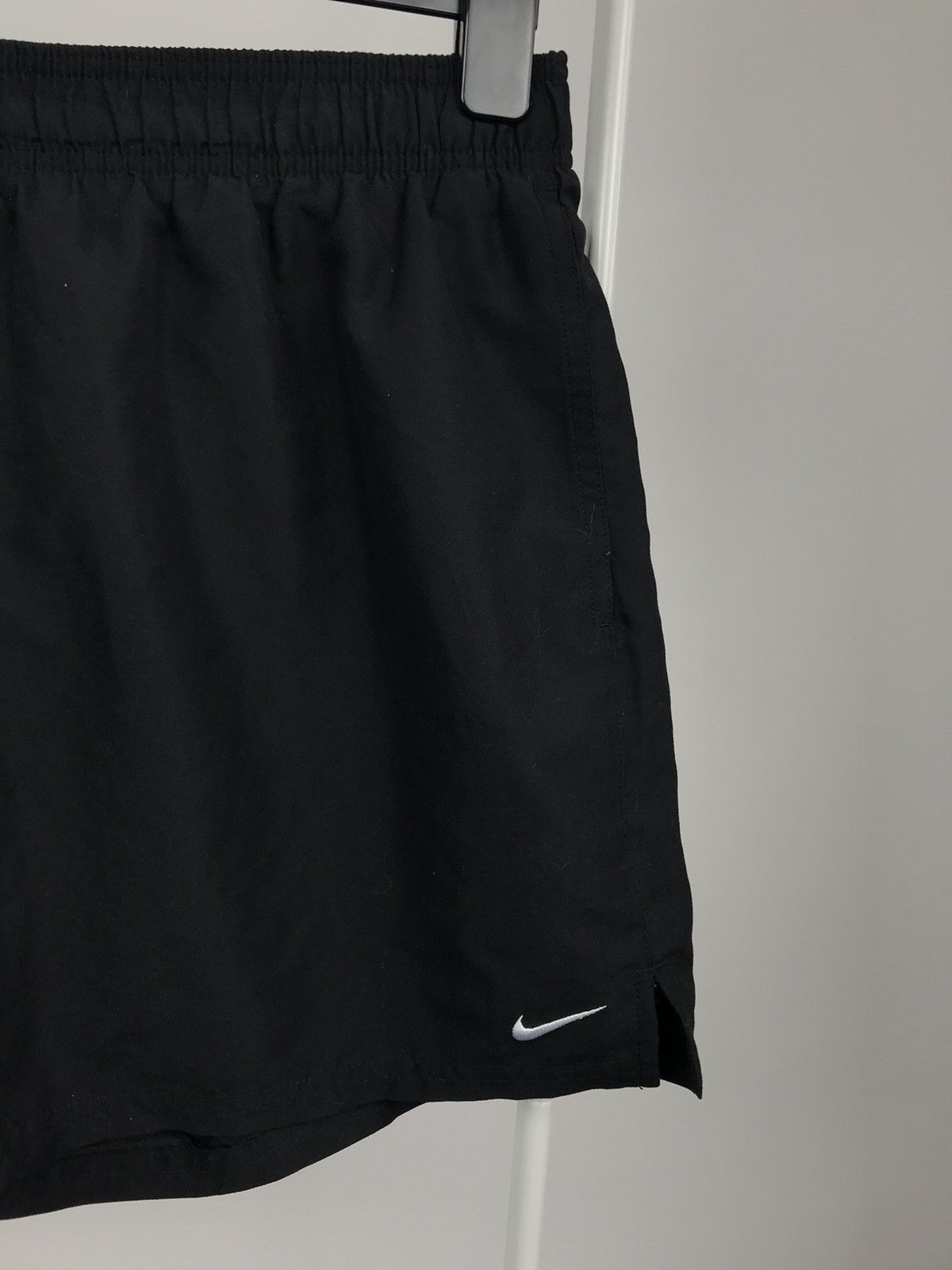 Nike Nike Nylon Classic Shorts Swoosh Drill Size US 34 / EU 50 - 2 Thumbnail