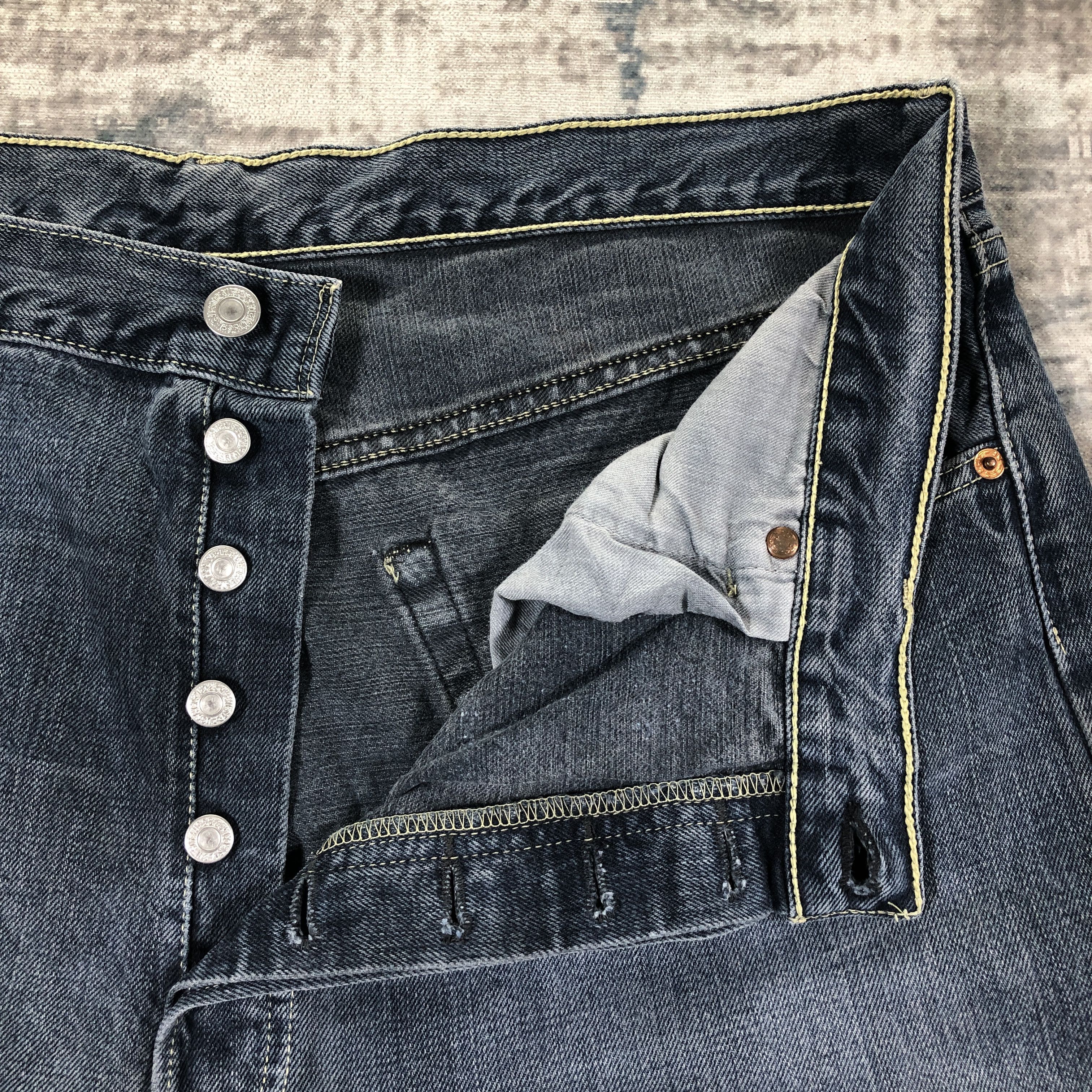 Levi's × Vintage Vintage Levis 501 Jeans Faded Blue Denim Pants Size US 37 - 4 Thumbnail