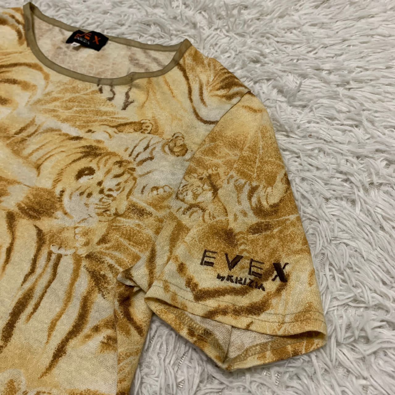 Japanese Brand Tiger printed tshirt Evex by Krizia made in Japan Size S / US 4 / IT 40 - 5 Thumbnail