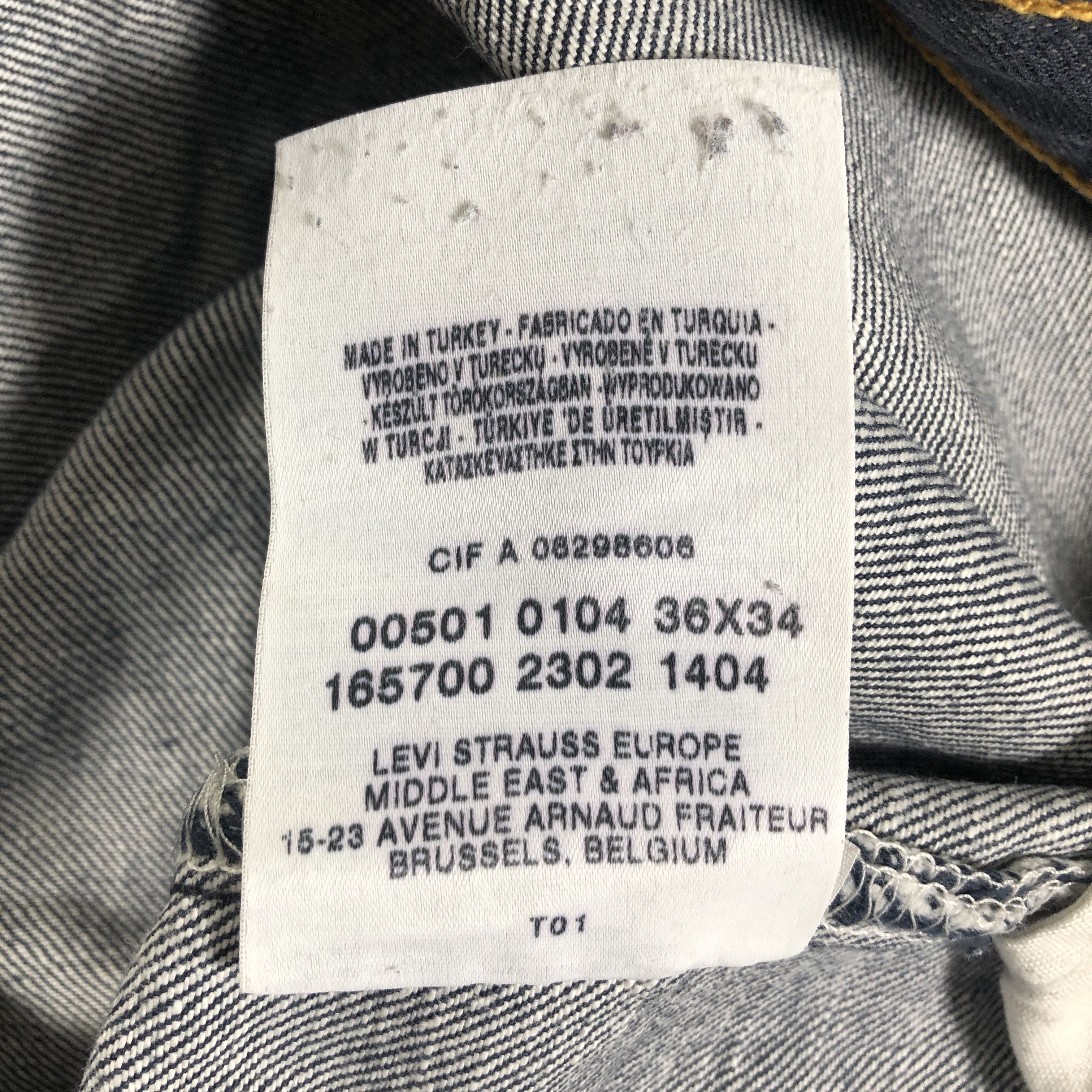 Levi's × Vintage Vintage Levis 501 Jeans Blue Wash Denim Size US 35 - 16 Thumbnail