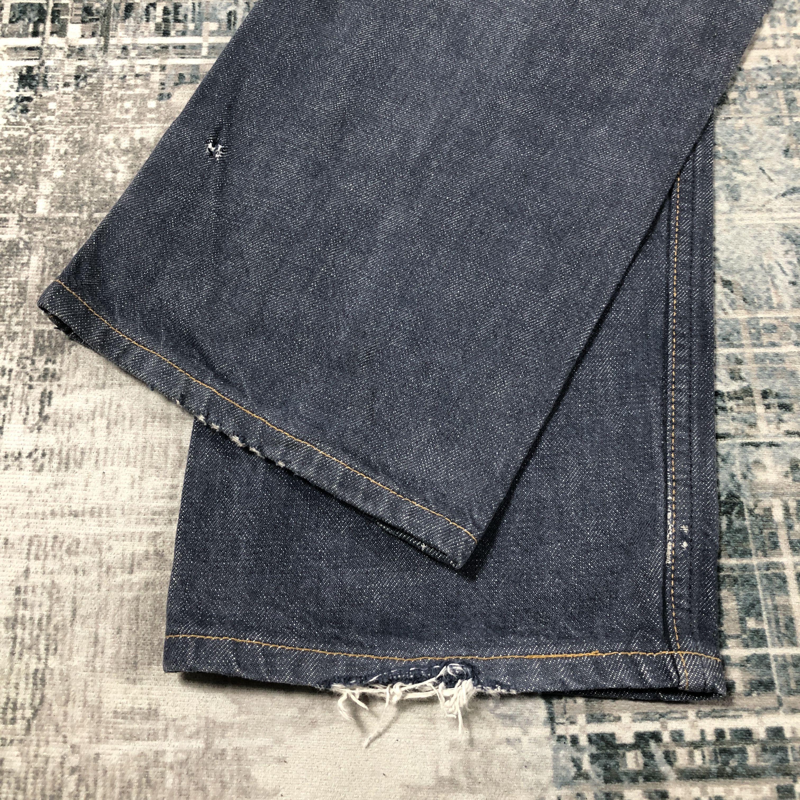Levi's × Vintage Vintage Levis 501 Jeans Blue Wash Denim Size US 35 - 12 Thumbnail