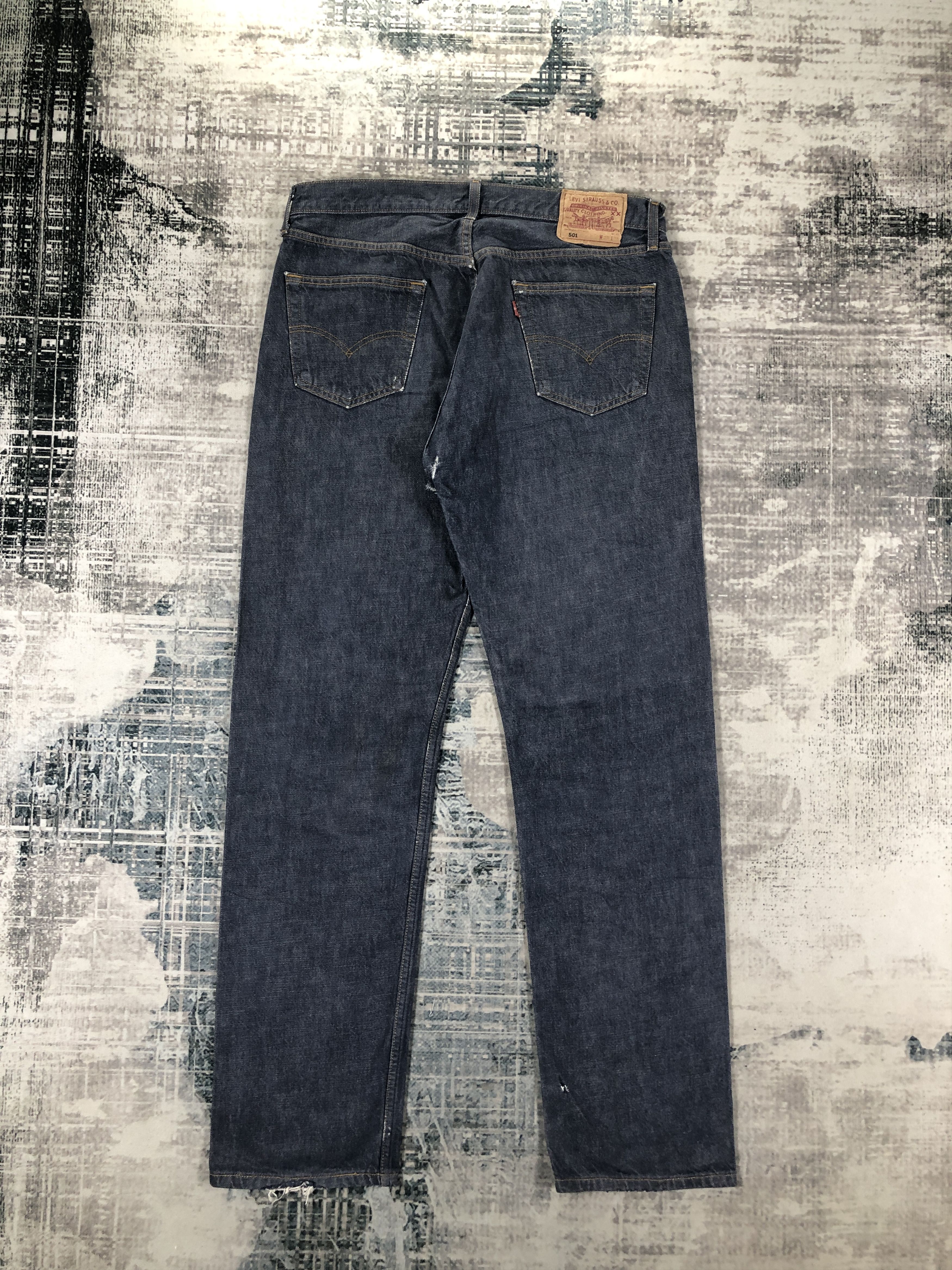 Levi's × Vintage Vintage Levis 501 Jeans Blue Wash Denim Size US 35 - 2 Thumbnail