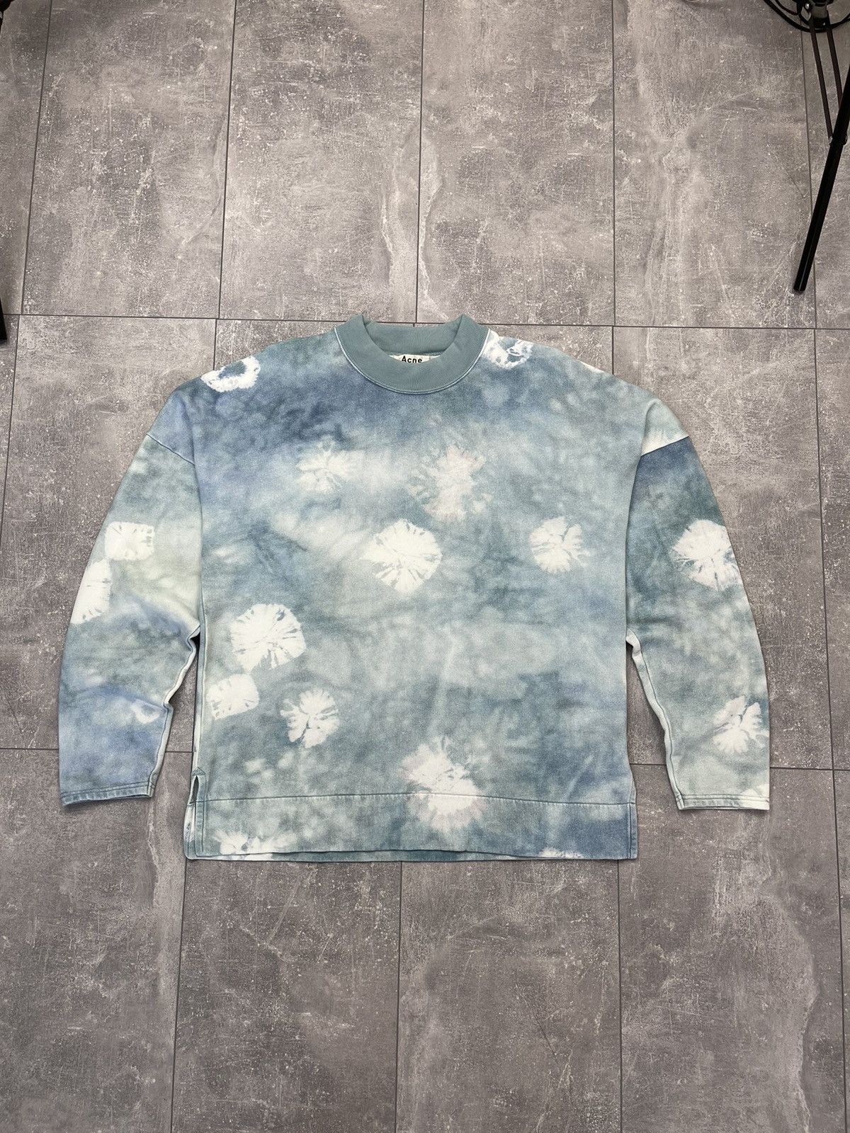 Acne Studios Felke Bleach PSS18 Tie-Dye Blue Sweatshirt