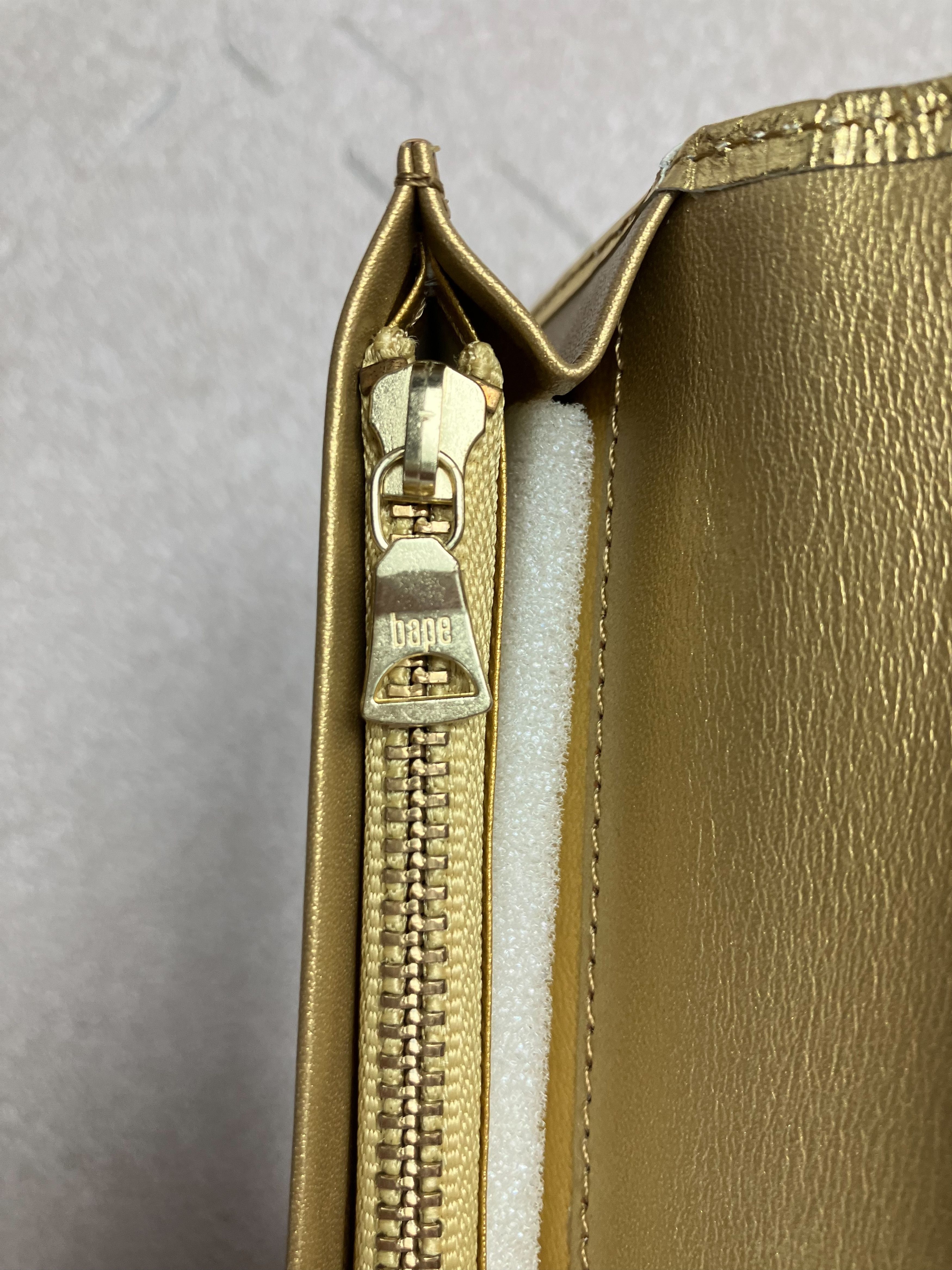 Bape [NEW] Bape Gold Long Wallet Coin Case From Japan Size ONE SIZE - 3 Thumbnail