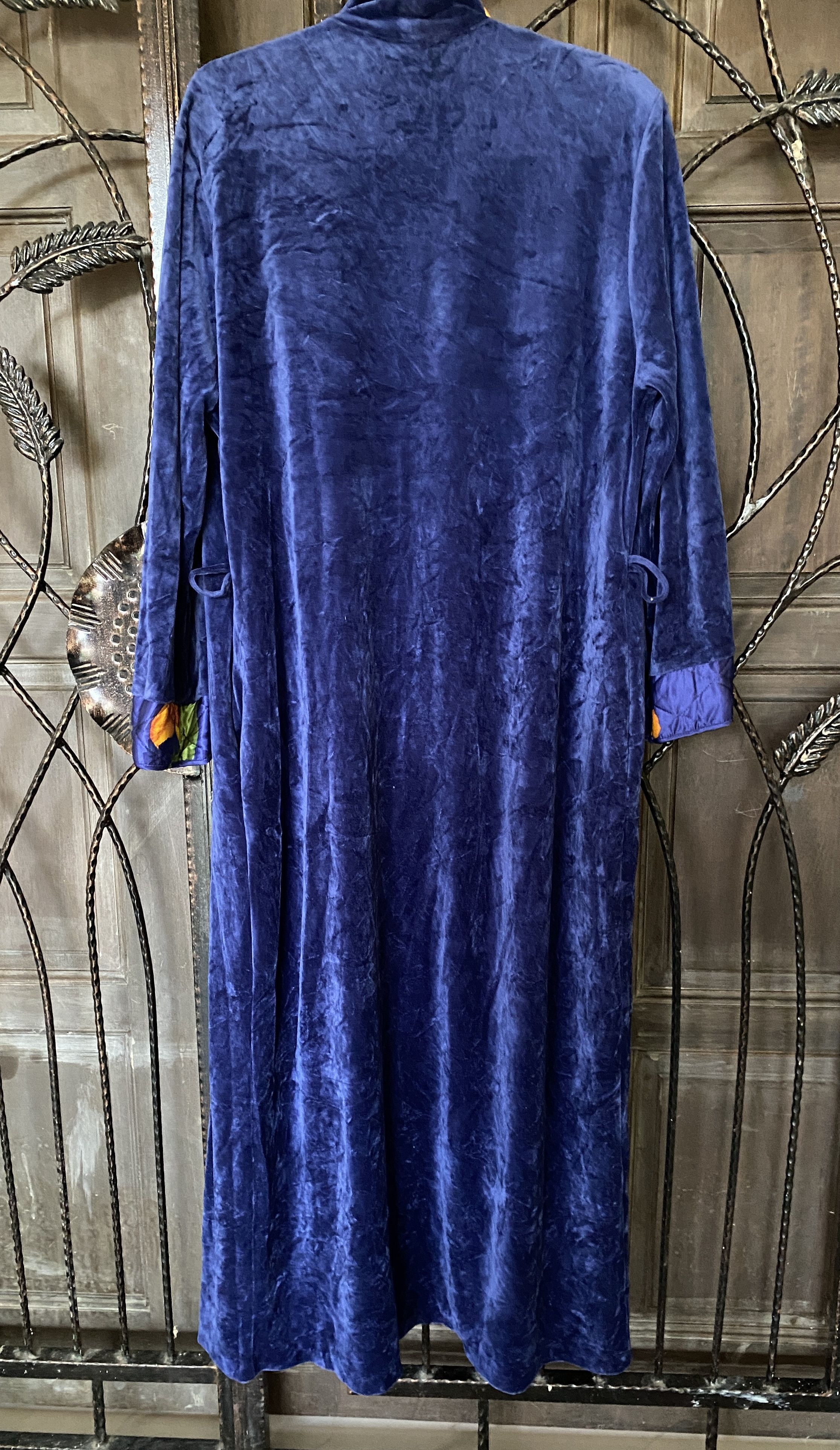 Designer VINTAGE NEYRET PARIS BATHROBE SLEEPWEAR MADE IN FRANCE Size US XL / EU 56 / 4 - 4 Thumbnail