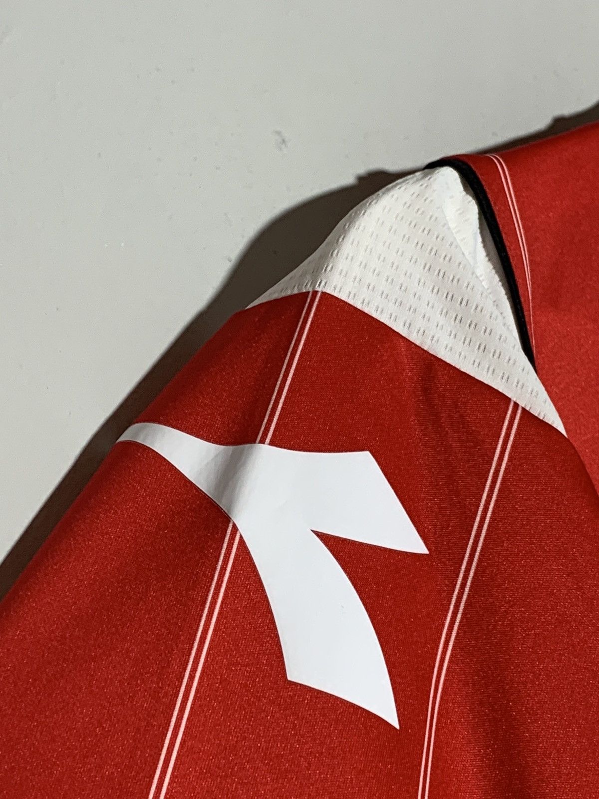Diadora Walsall Diadora 2013/14 Y2k Streetwear Football Shirt Size US M / EU 48-50 / 2 - 6 Thumbnail