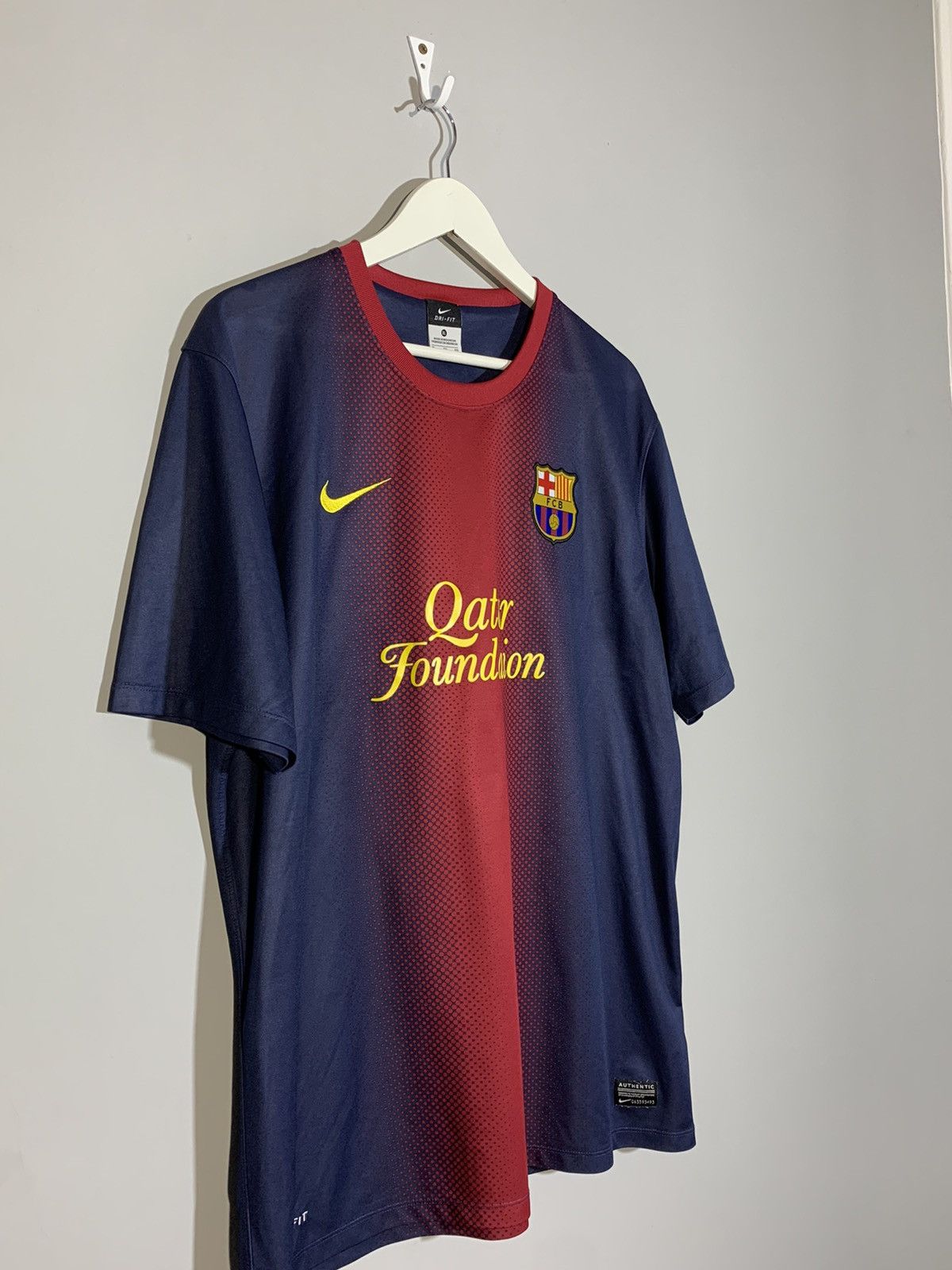 Nike × Vintage F.C Barcelona 2012/13 Nike Y2k Blokecore Football Shirt Size US XL / EU 56 / 4 - 2 Thumbnail