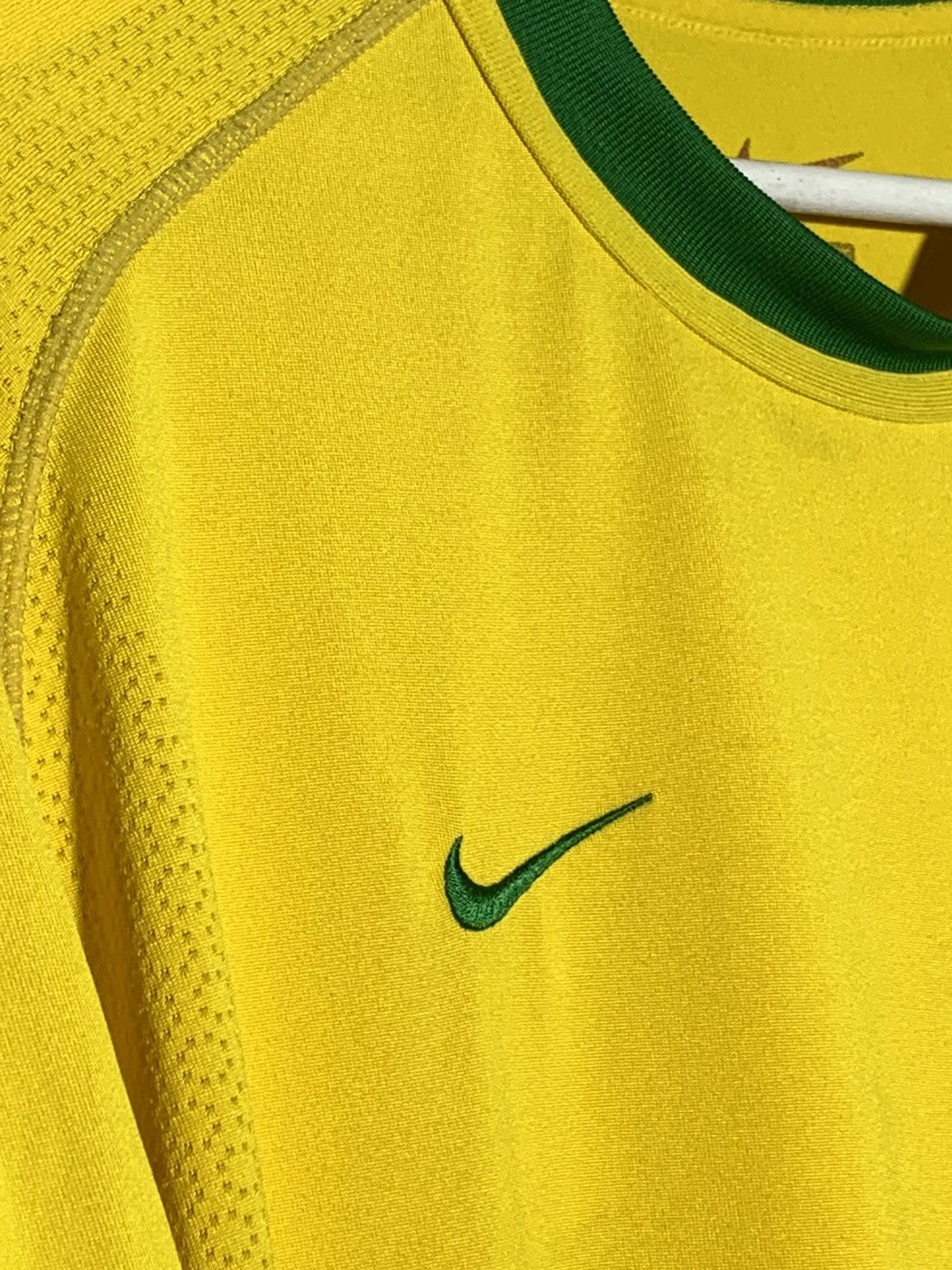 Nike × Vintage Brazil 2000 Nike Vintage Y2k Streetwear Style Football Shirt Size US XL / EU 56 / 4 - 4 Thumbnail
