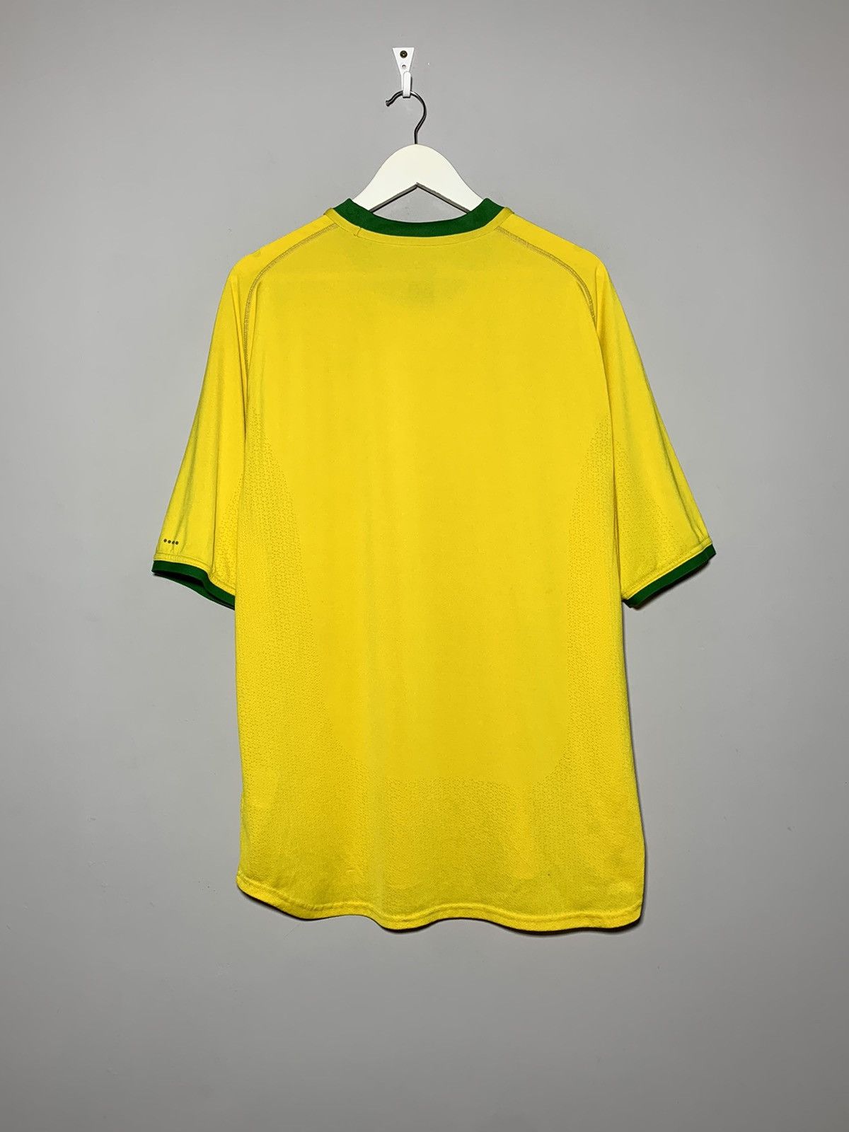 Nike × Vintage Brazil 2000 Nike Vintage Y2k Streetwear Style Football Shirt Size US XL / EU 56 / 4 - 6 Thumbnail