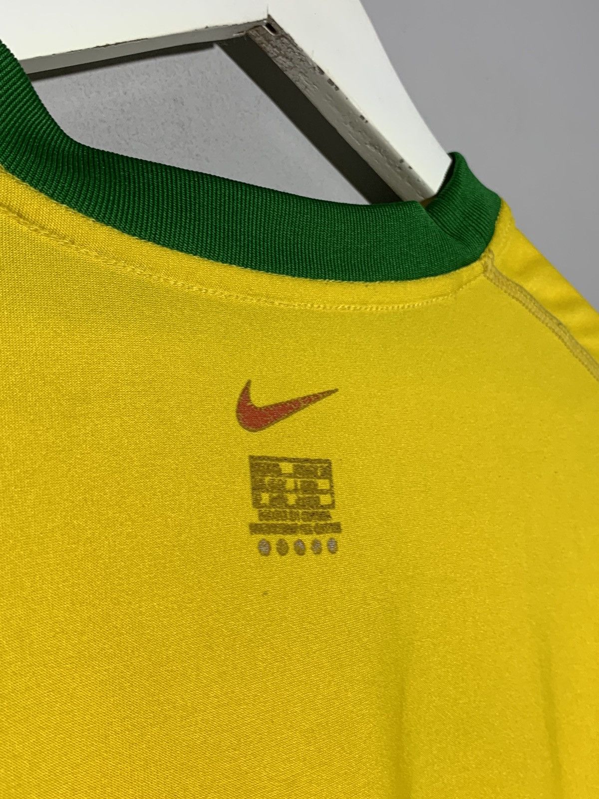 Nike × Vintage Brazil 2000 Nike Vintage Y2k Streetwear Style Football Shirt Size US XL / EU 56 / 4 - 8 Thumbnail