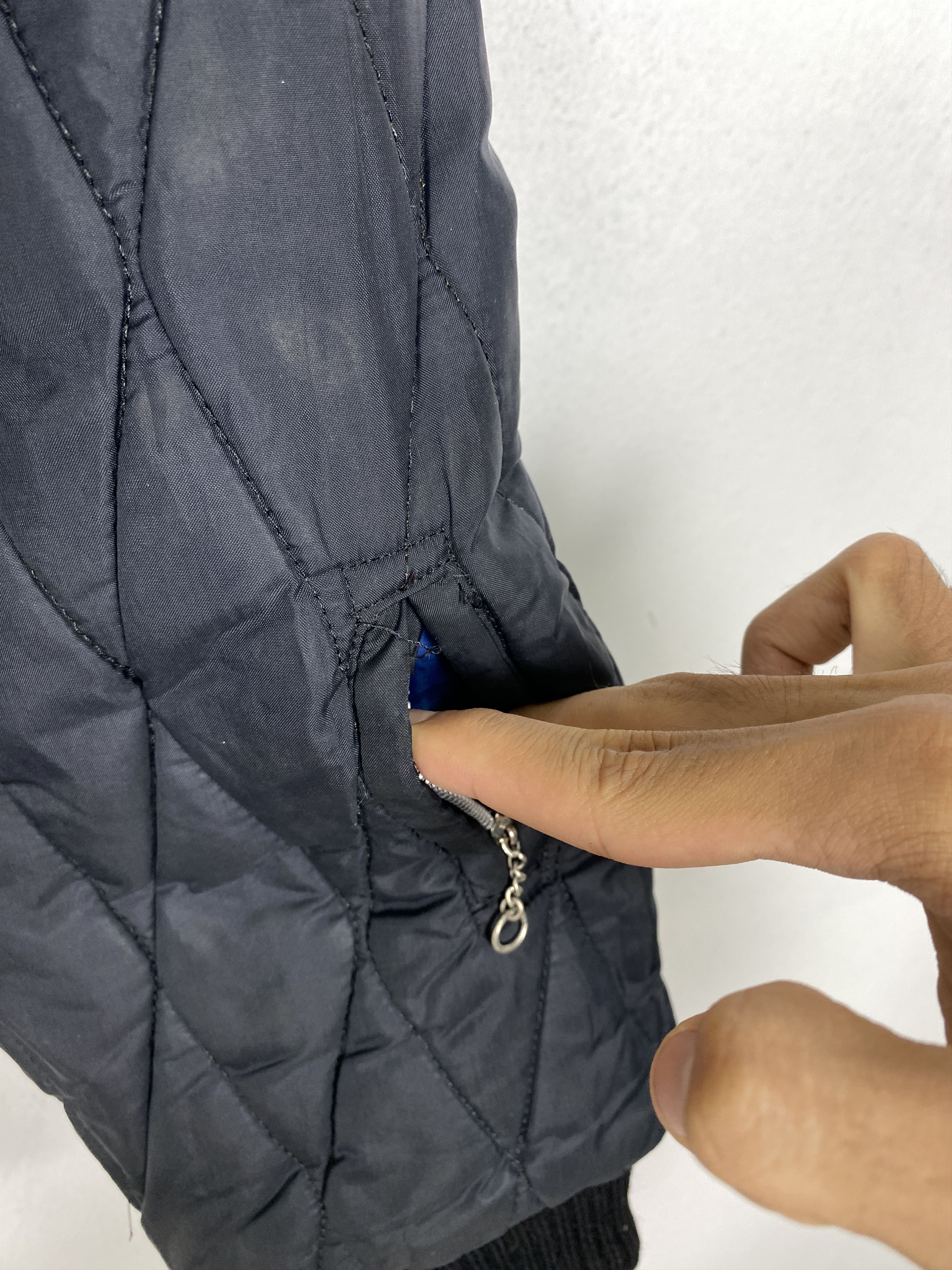 Japanese Brand Vintage Valio Quilted Reversible Light Jacket Size US L / EU 52-54 / 3 - 13 Thumbnail