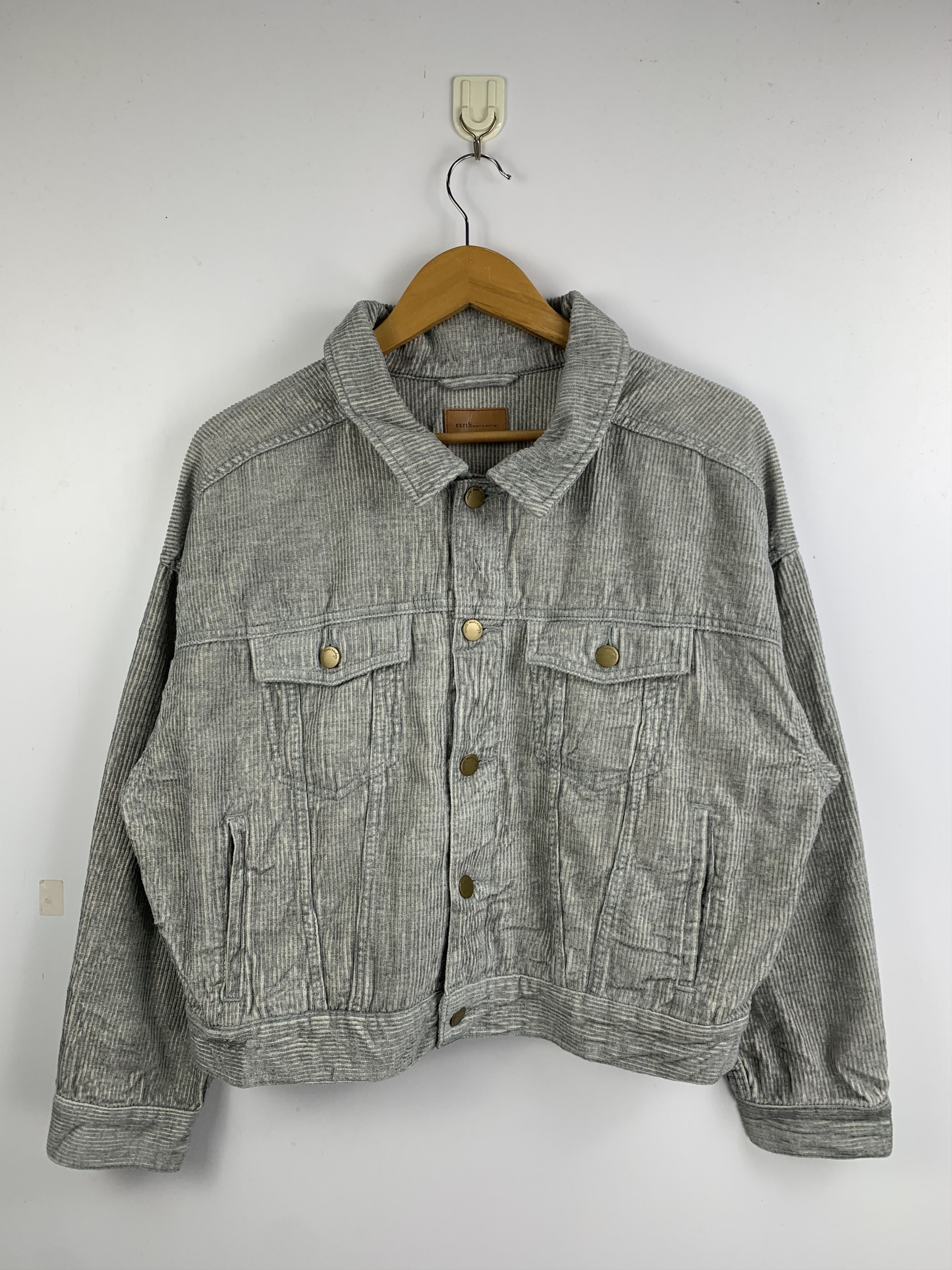 Vintage Vintage EARTH Button Up Velvet Finish Denim Bomber Jacket Size US M / EU 48-50 / 2 - 1 Thumbnail