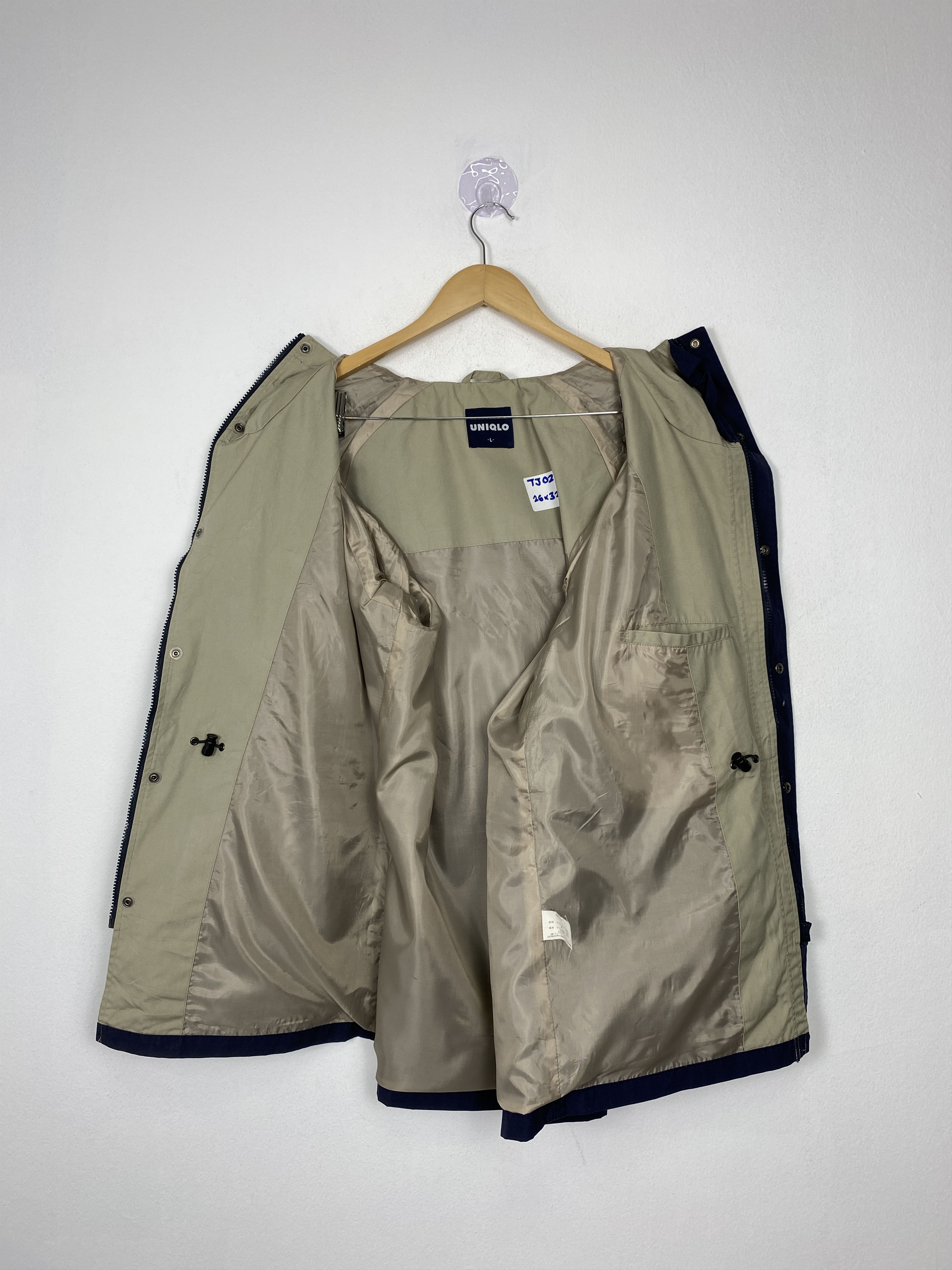 Japanese Brand Vintage Uniqlo Hoodie Multi Pocket Cotton Jacket Size US L / EU 52-54 / 3 - 4 Thumbnail