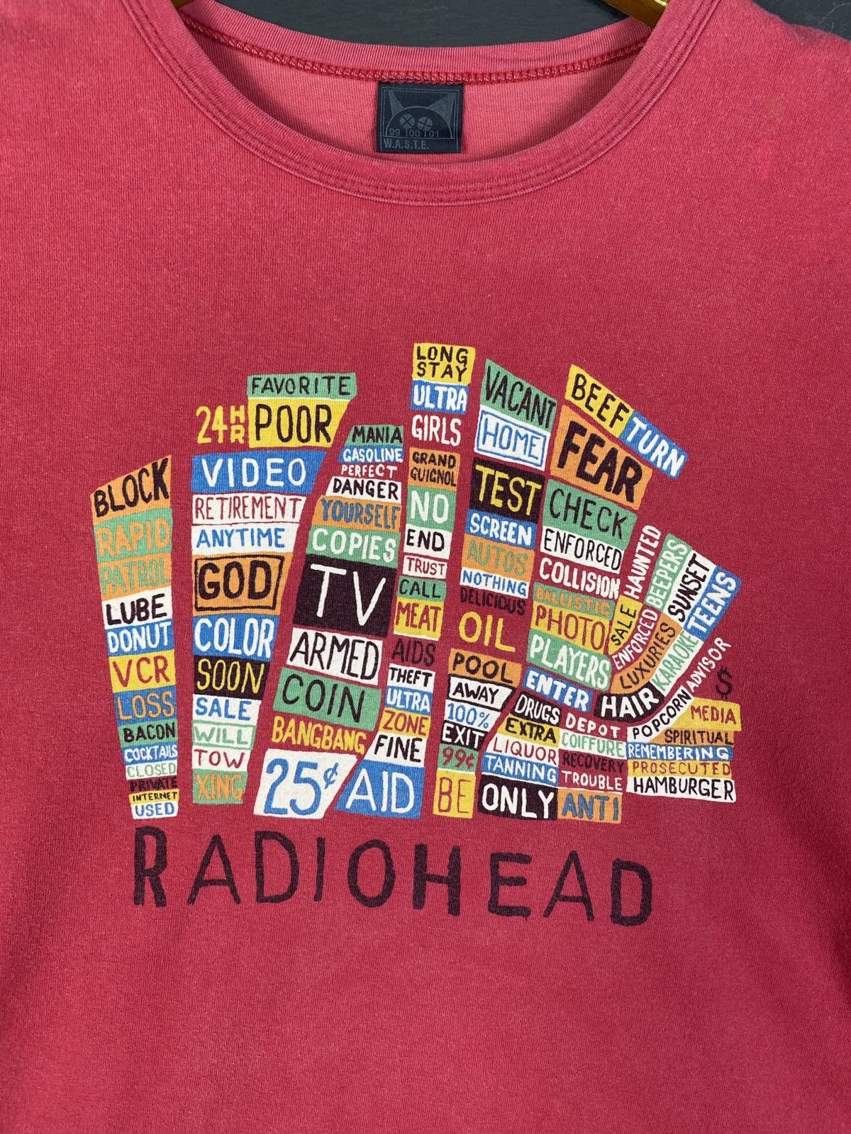 Band Tees × Vintage Vintage Radiohead Album Tshirt ‘Hail to the Thief’ Size US L / EU 52-54 / 3 - 2 Thumbnail