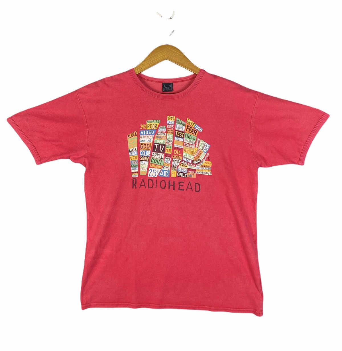 Band Tees × Vintage Vintage Radiohead Album Tshirt ‘Hail to the Thief’ Size US L / EU 52-54 / 3 - 1 Thumbnail