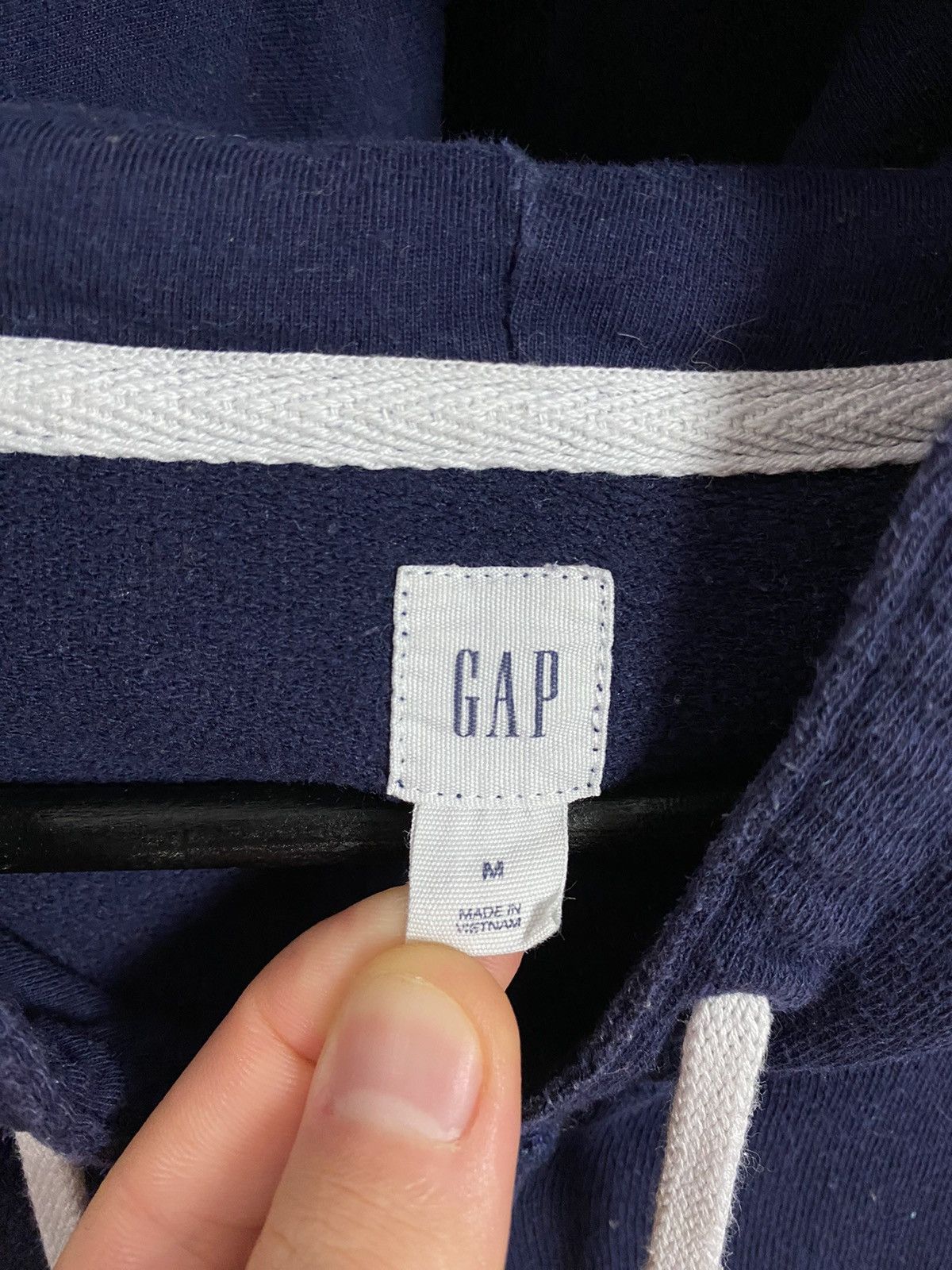 Gap × Vintage Vintage Navy Logo Gap Hoodie Size US M / EU 48-50 / 2 - 6 Thumbnail