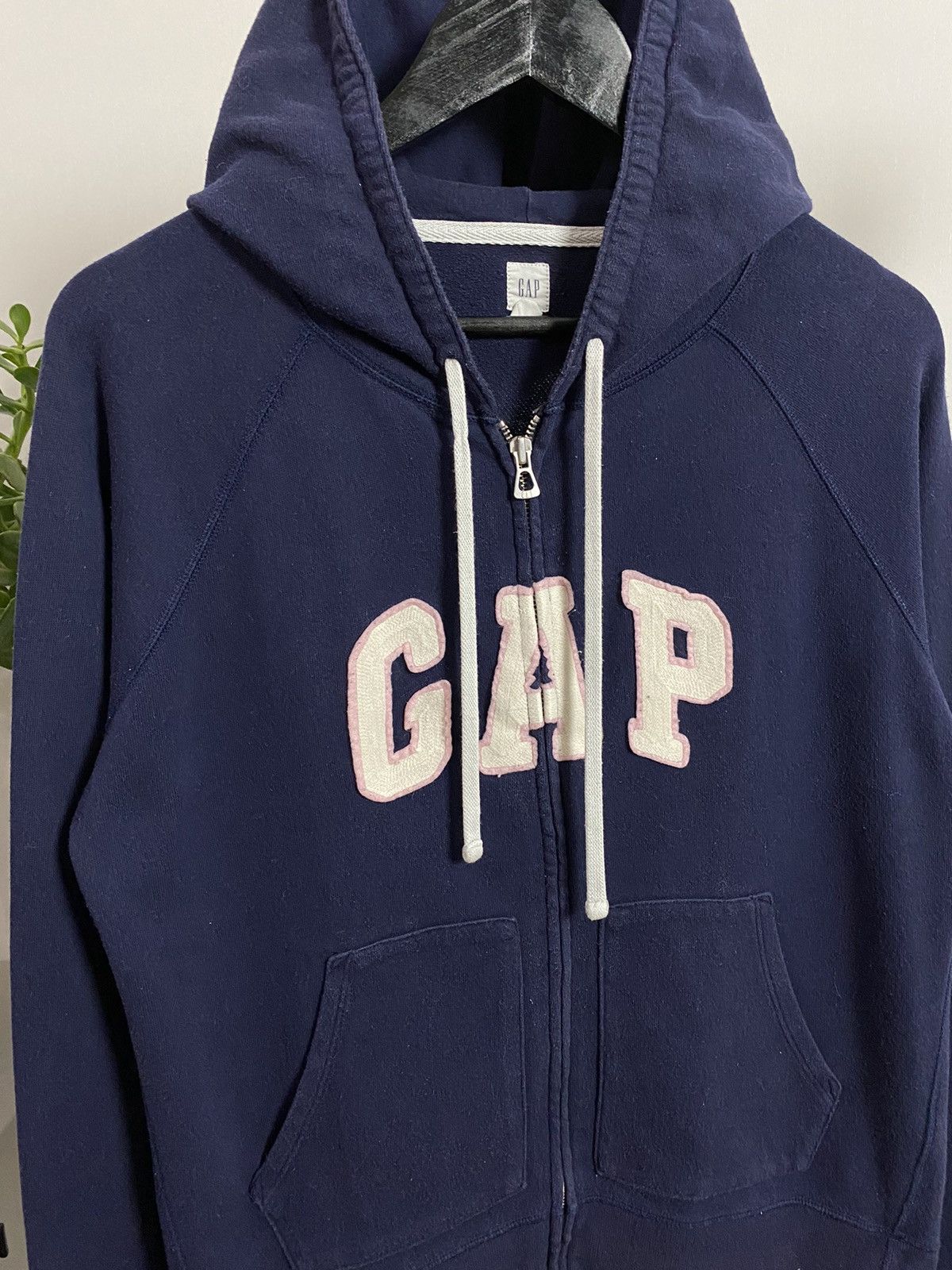 Gap × Vintage Vintage Navy Logo Gap Hoodie Size US M / EU 48-50 / 2 - 3 Thumbnail