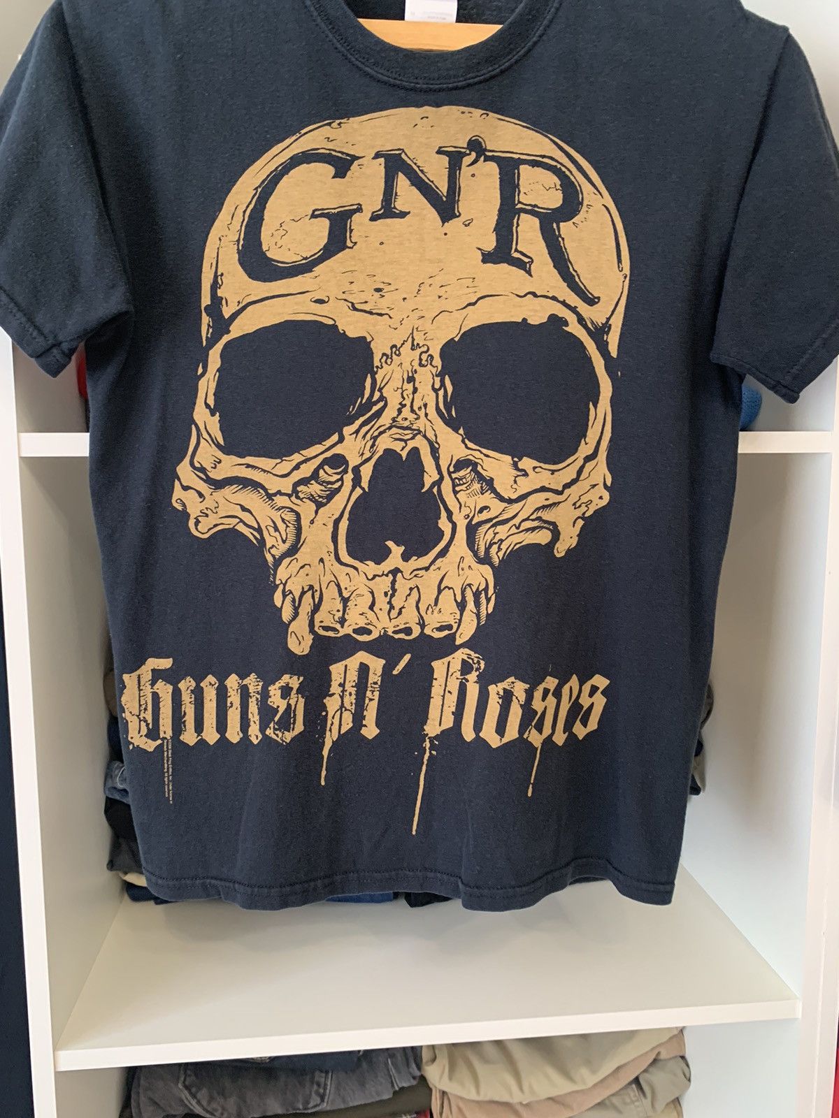 Band Tees Vintage 2009 Guns N Roses Rock Band T-shirt Size US M / EU 48-50 / 2 - 4 Thumbnail
