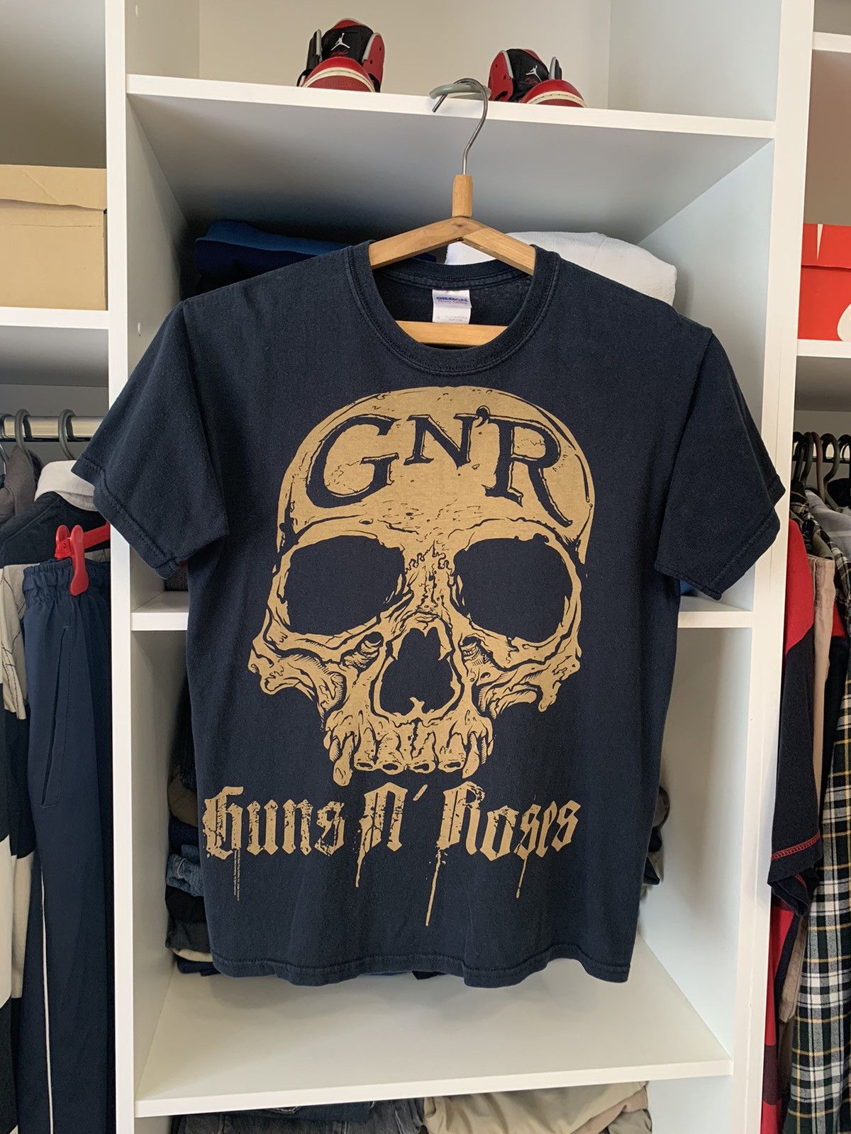 Band Tees Vintage 2009 Guns N Roses Rock Band T-shirt Size US M / EU 48-50 / 2 - 1 Thumbnail