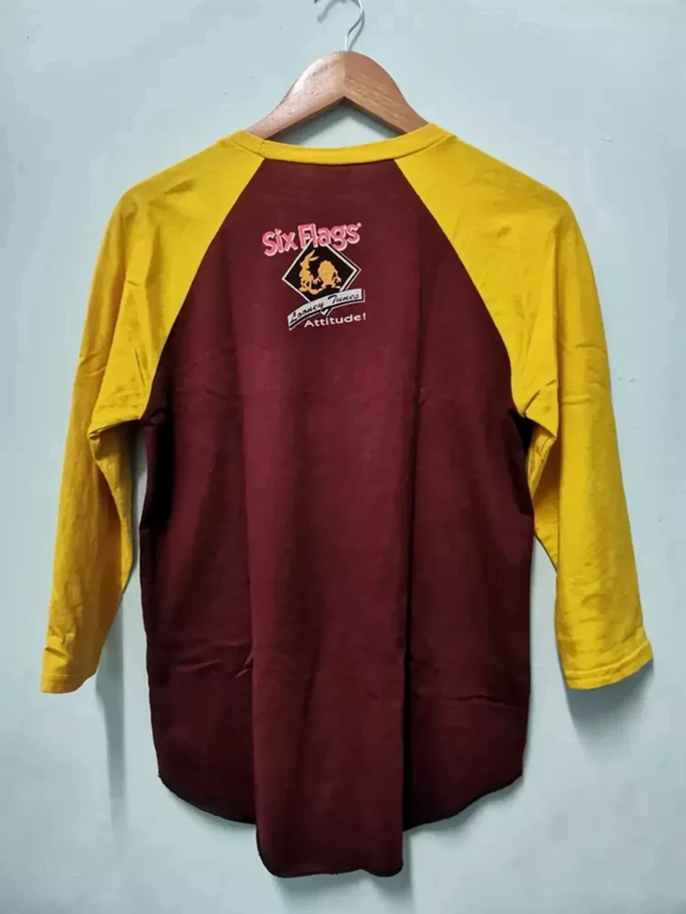 Cartoon Network Vintage Looney Tunes Attitude Six Flags Tee Rare Anime Size US M / EU 48-50 / 2 - 3 Thumbnail