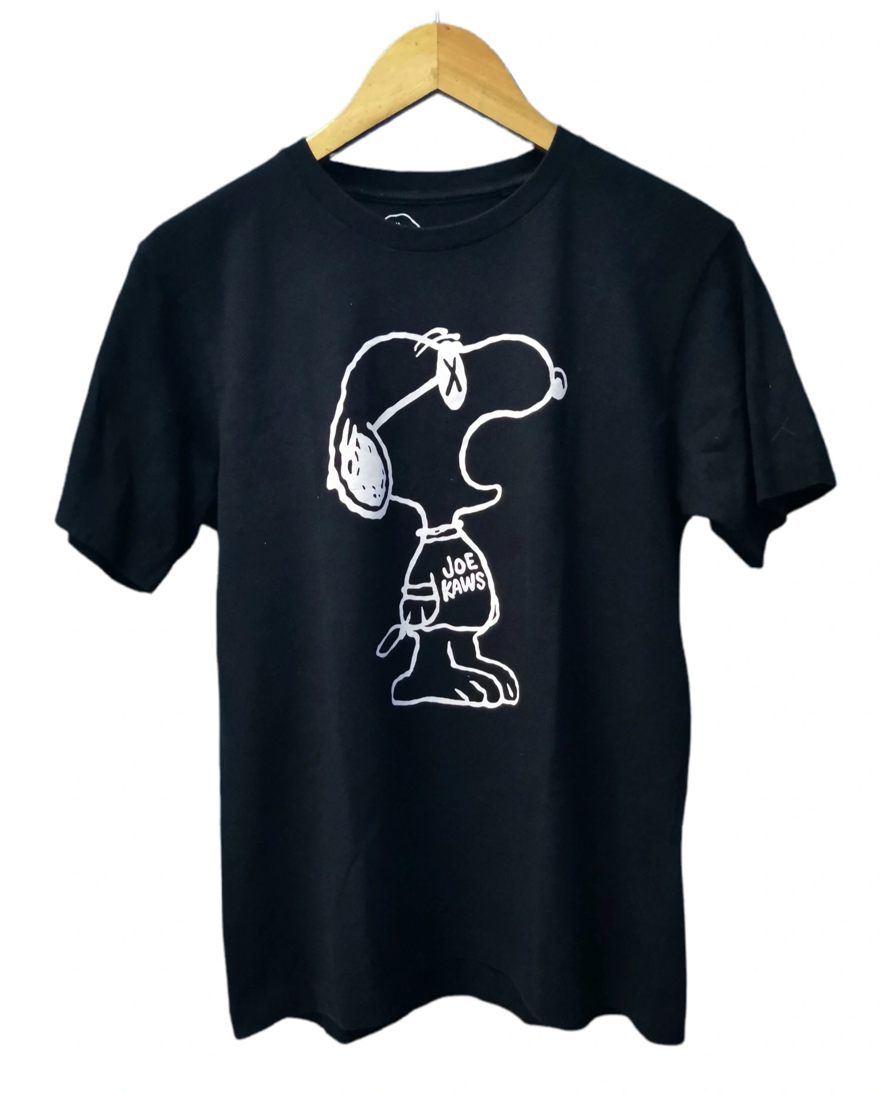 Japanese Brand Kaws x Peanuts Joe Japan Designer Tee OriginalFake Cartoons Size US M / EU 48-50 / 2 - 1 Thumbnail