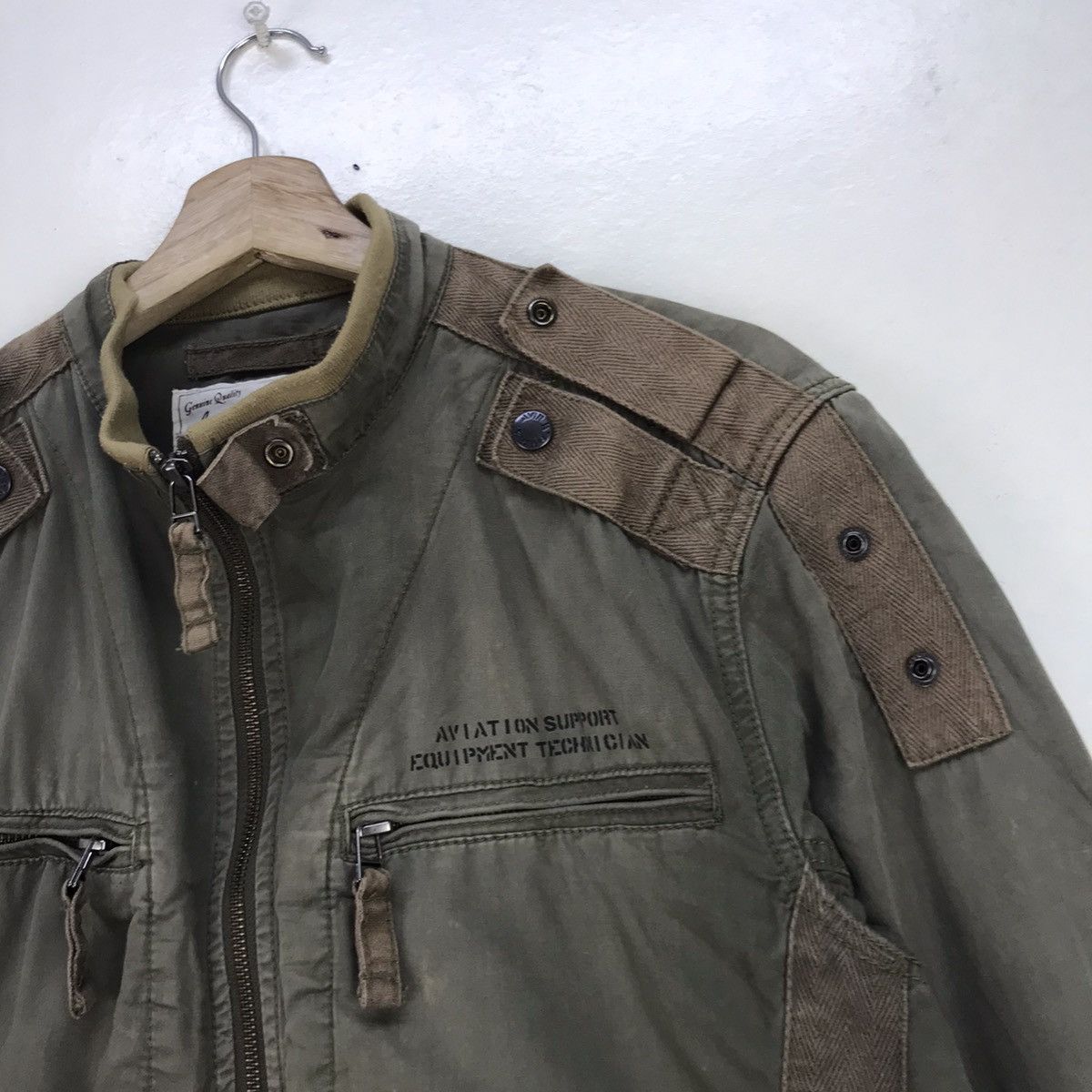 Avirex Avirex Armed Forces Aviation Support Equipment Technician Size US S / EU 44-46 / 1 - 9 Thumbnail