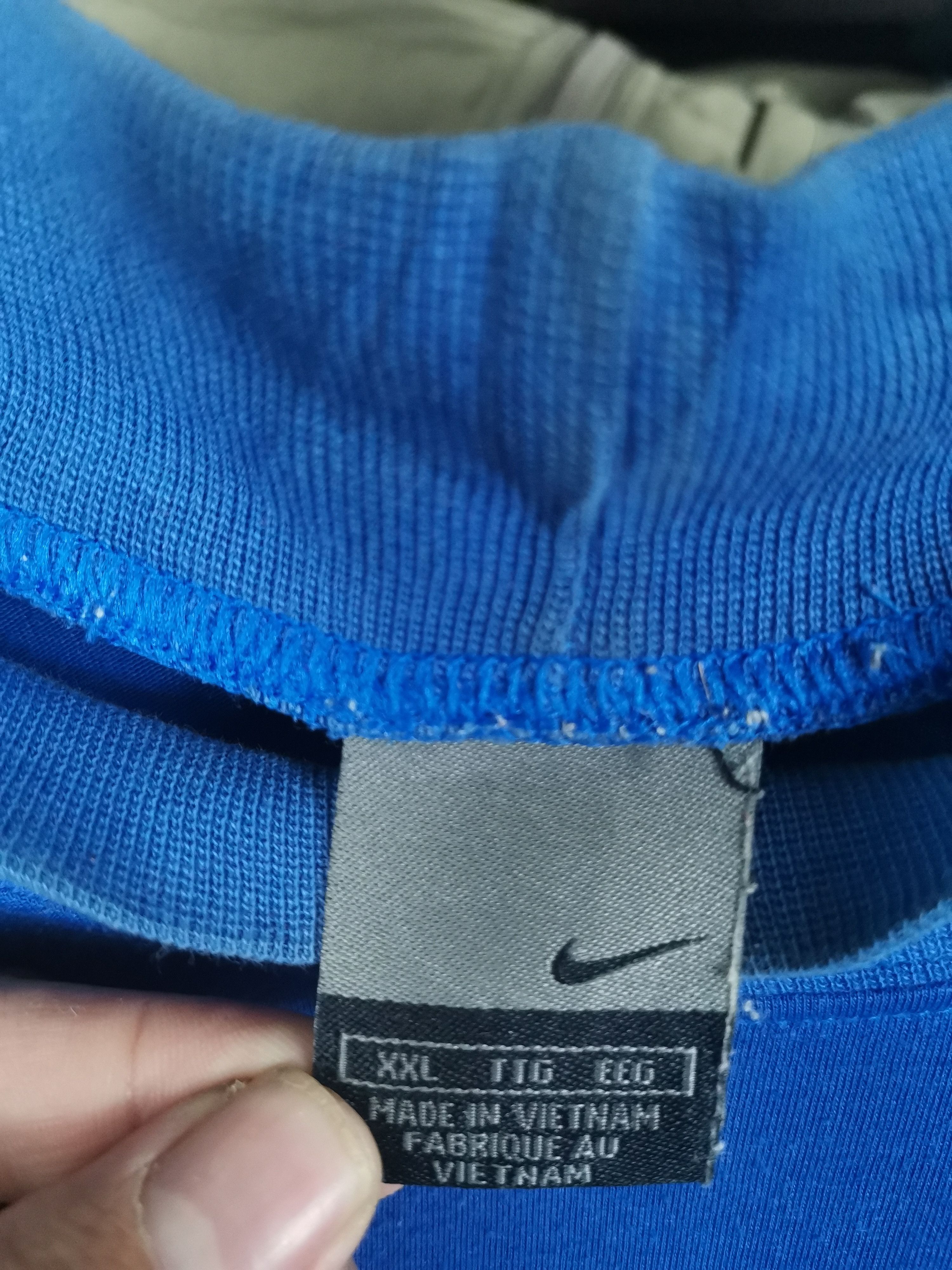 Nike Vintage Nike Center Embroidered Logo Turtle Neck Size US M / EU 48-50 / 2 - 5 Thumbnail