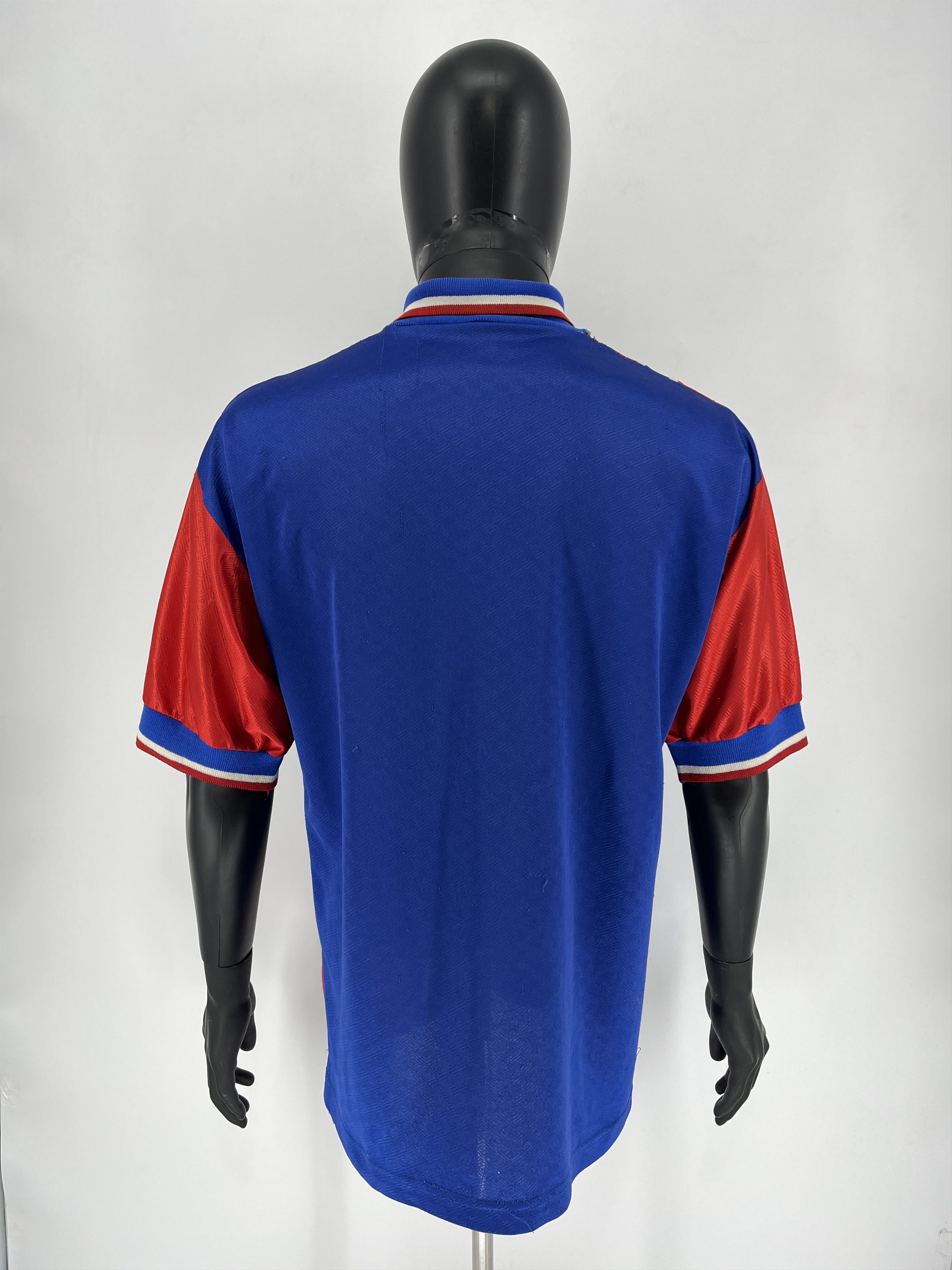 Vintage 70s Umbro Bayern Munchen Home Jersey Tee Shirt Rare Size US L / EU 52-54 / 3 - 18 Thumbnail