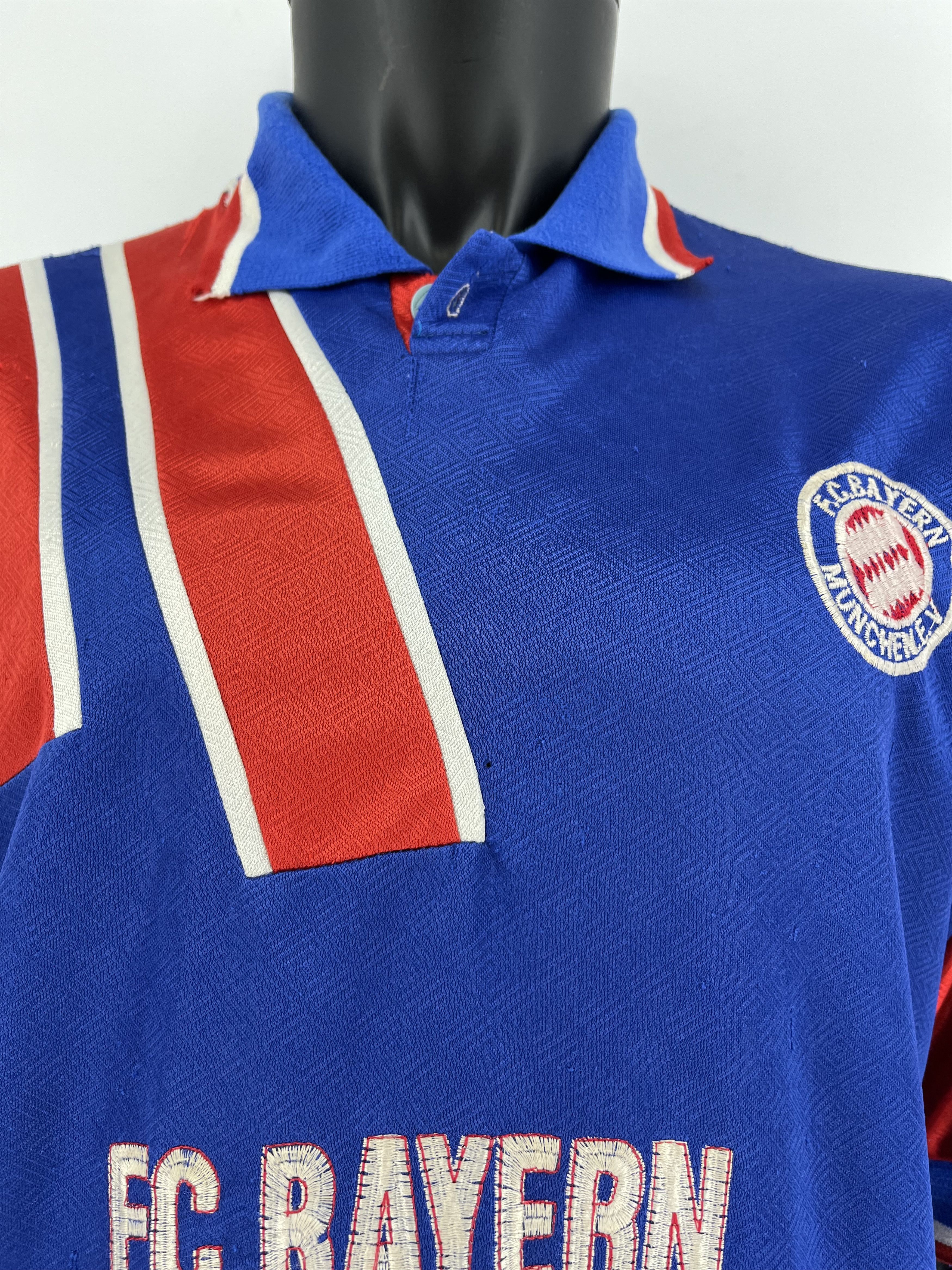 Vintage 70s Umbro Bayern Munchen Home Jersey Tee Shirt Rare Size US L / EU 52-54 / 3 - 12 Thumbnail