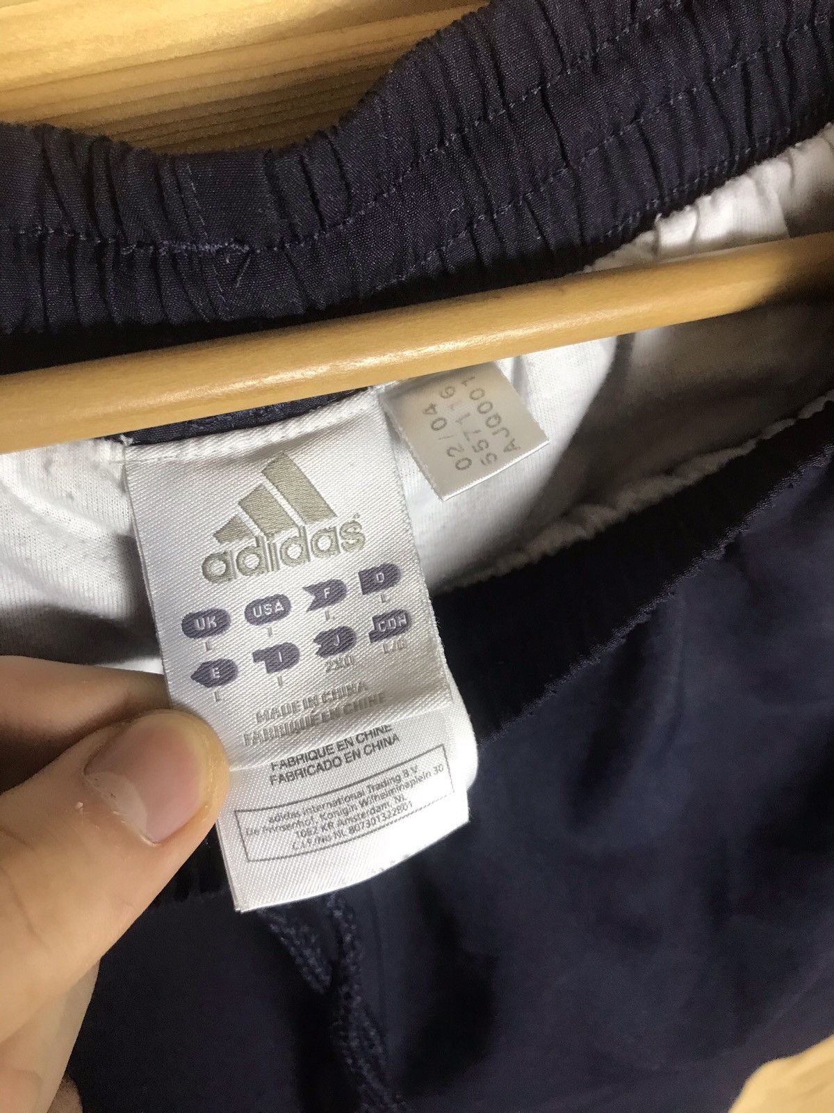 Vintage 2004 Vintage Adidas shorts Size US 34 / EU 50 - 5 Thumbnail