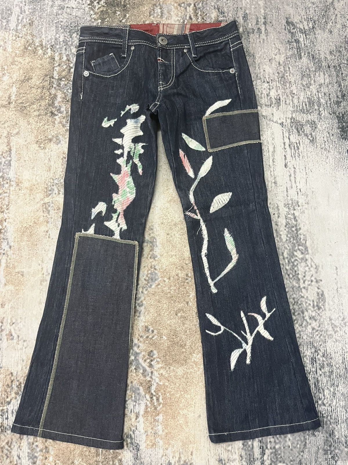 Marithe Francois Girbaud Flower Zip zak Distressed BootCut