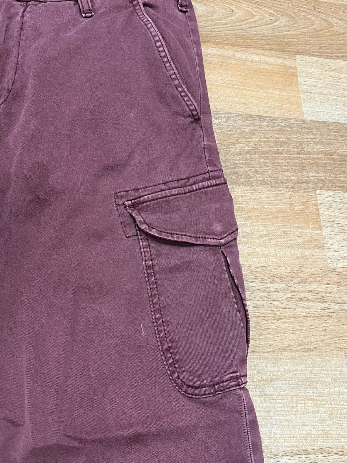 If Six Was Nine × Japanese Brand Japanase Uniqlo Maroon Cargo Pocket Straight Cut Size US 32 / EU 48 - 3 Thumbnail