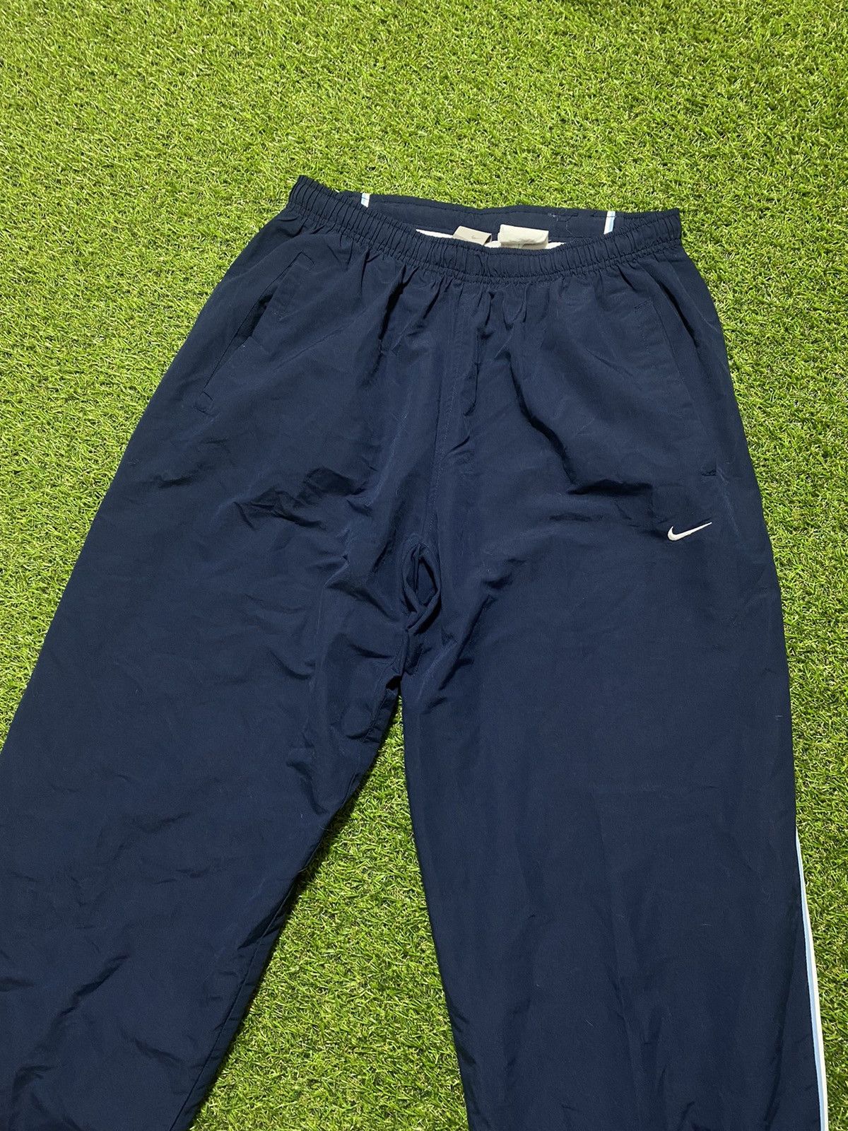 Nike Vintage 90s Nike joggers streetwear casual style size L Size US 34 / EU 50 - 2 Thumbnail